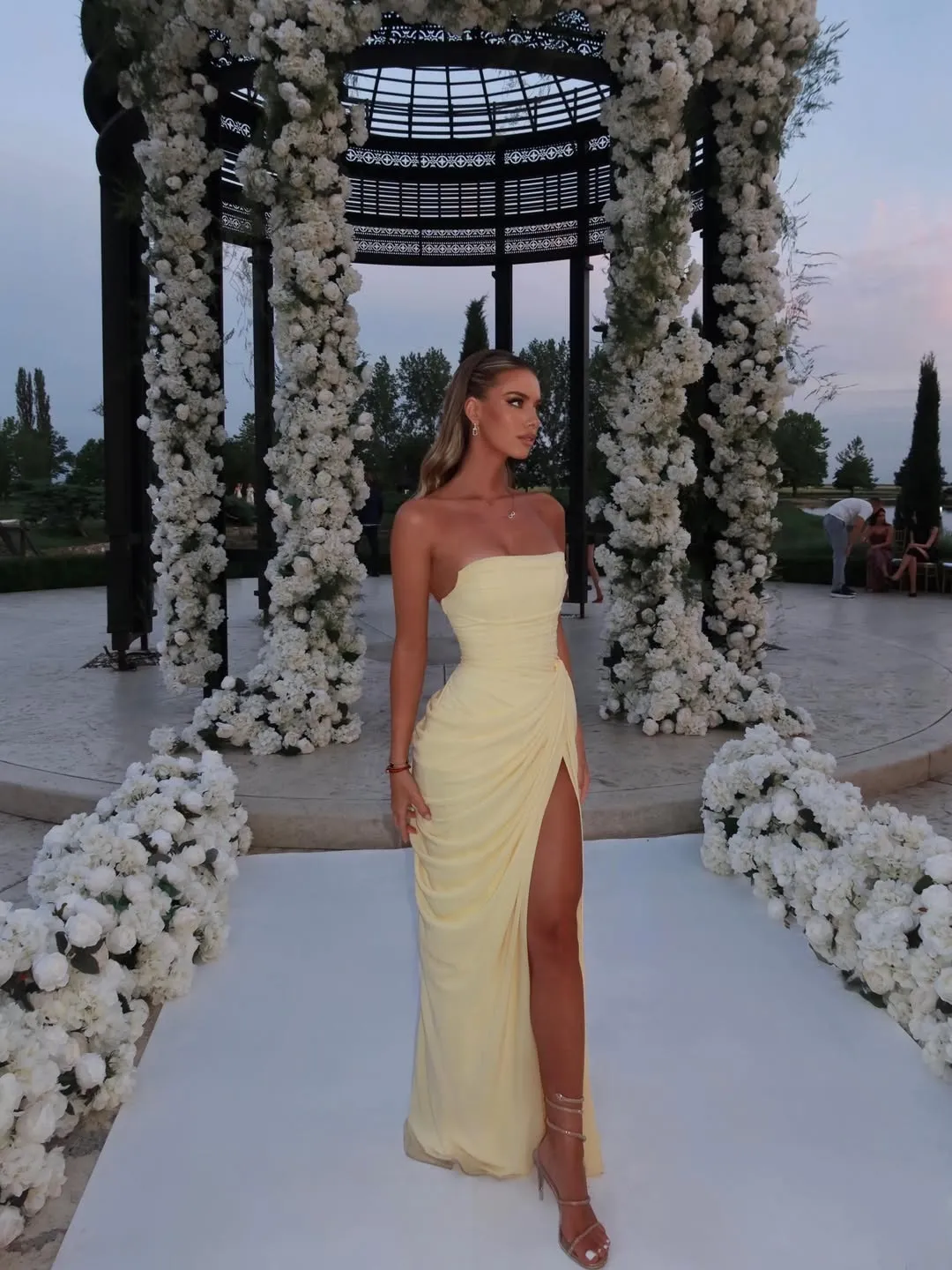  BABYBOO Cyra Maxi Dress - Lemon (HIRE)