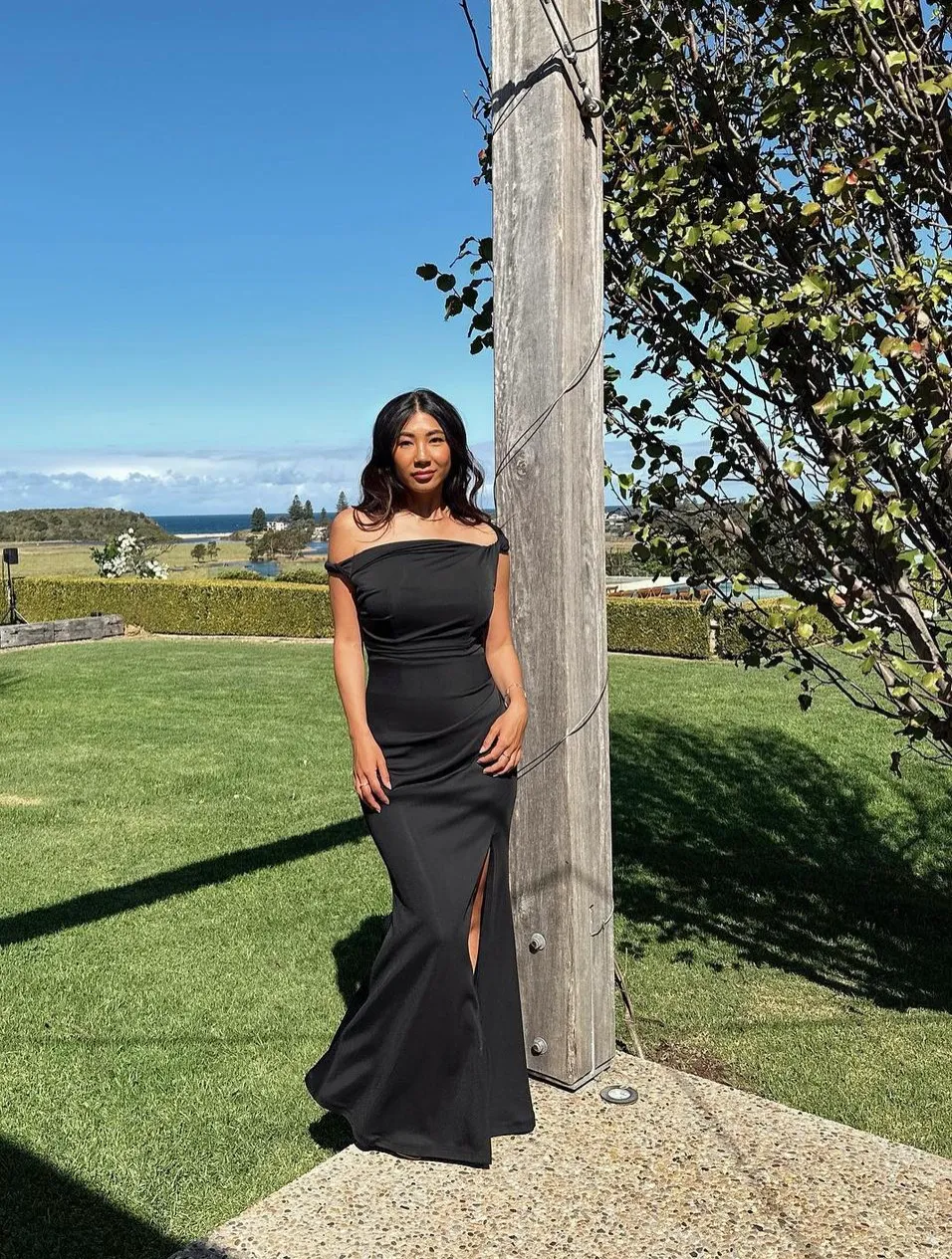 SHEIKE Stella Maxi Dress - Black (HIRE)