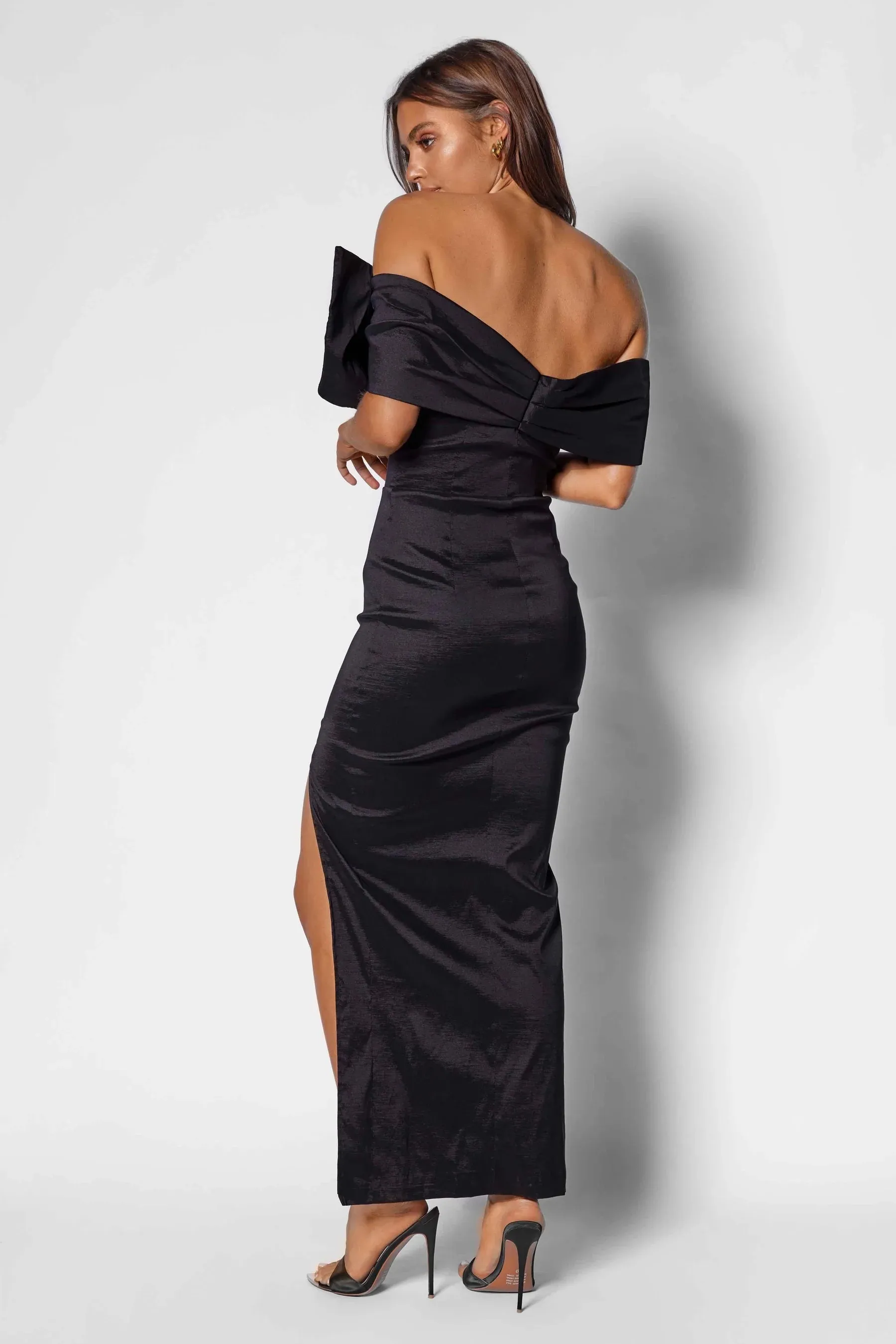 ELLE ZEITOUNE Quinn Dress – Black (HIRE)
