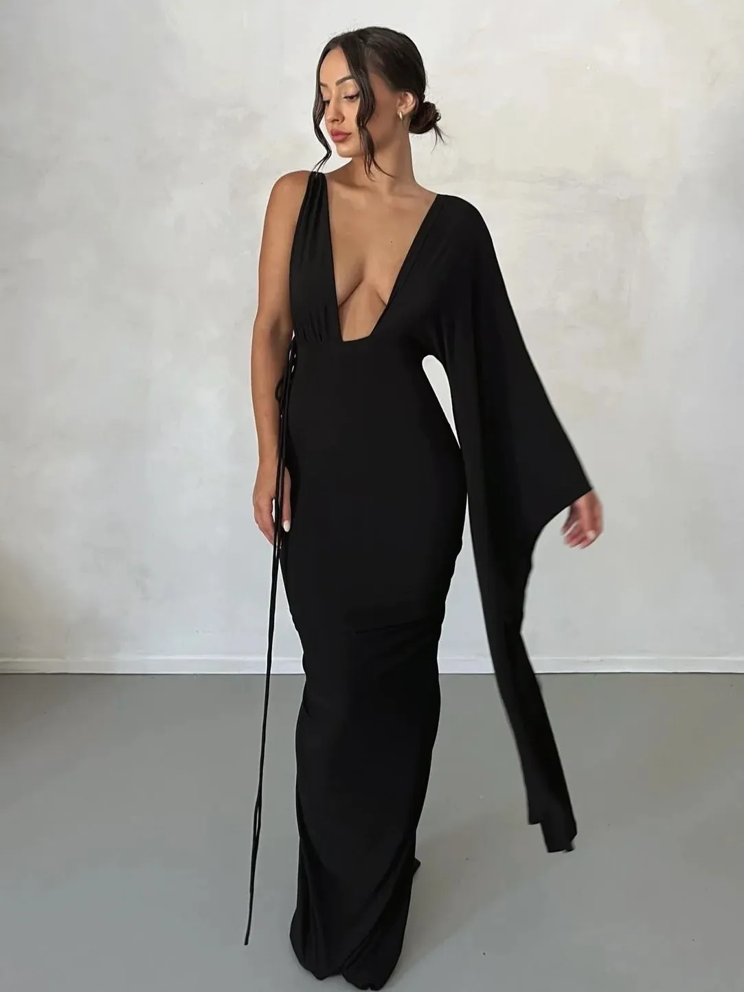 MELANI Athena Gown - Black (HIRE)