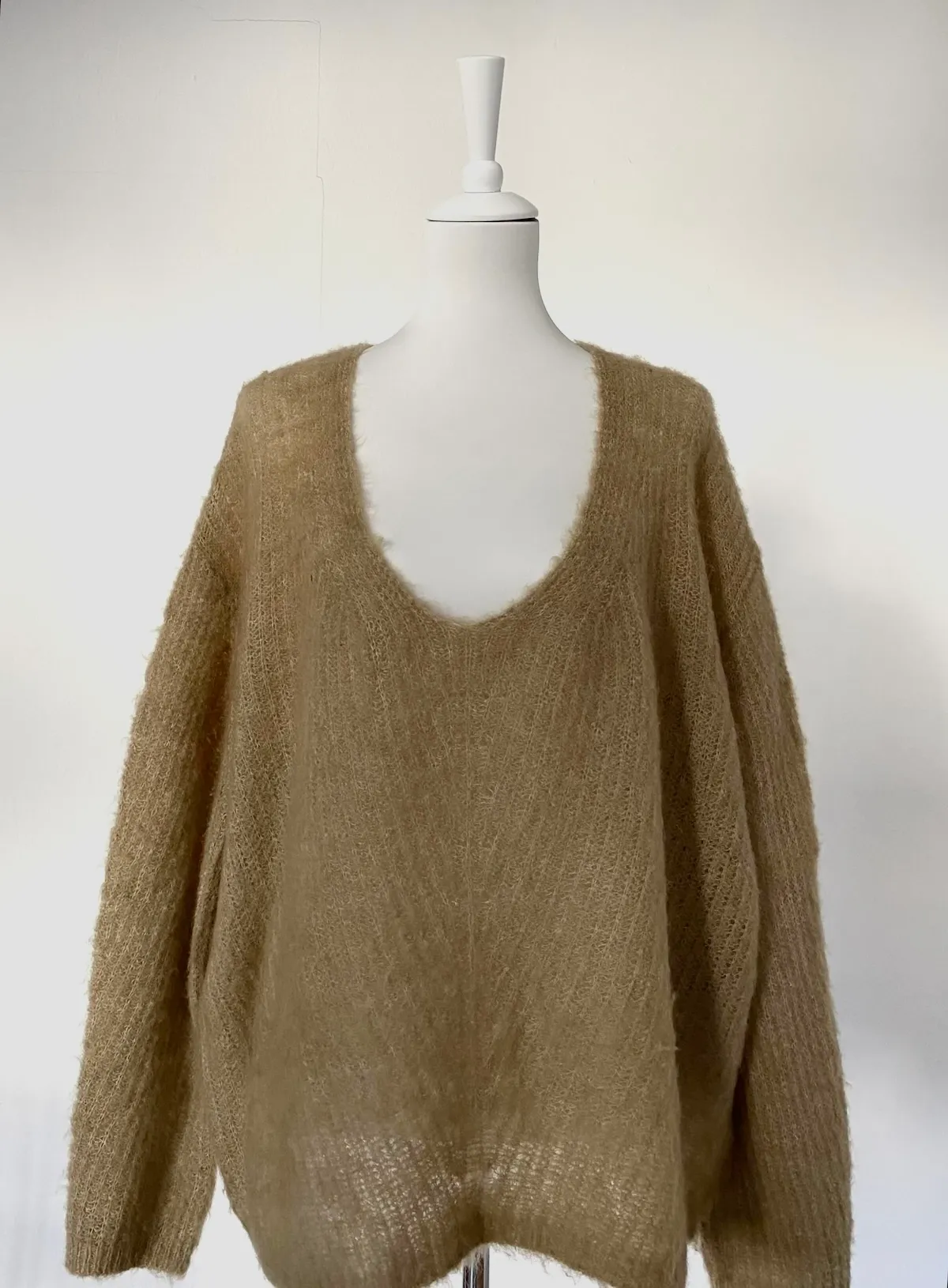 American Vintage Pullover — Size M/L