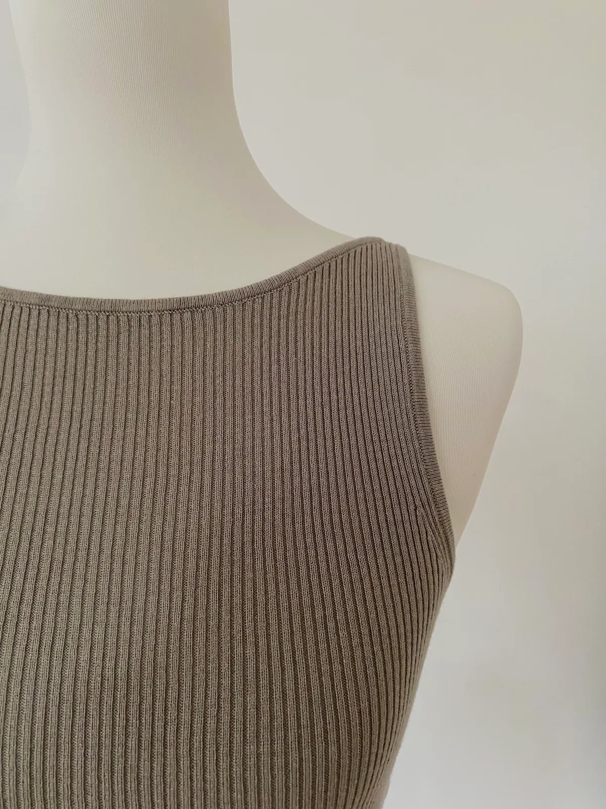 Massimo Dutti Rib Top — Size S