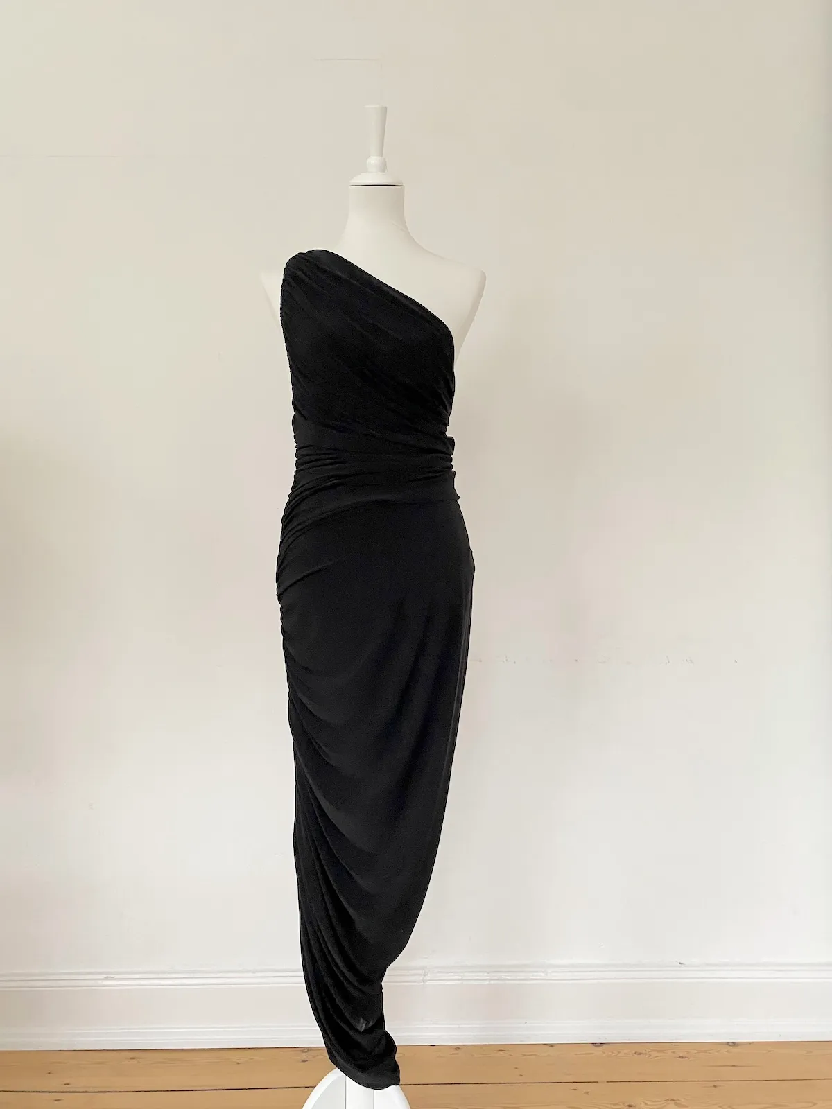 Norma Kamali Dress — Size S 
