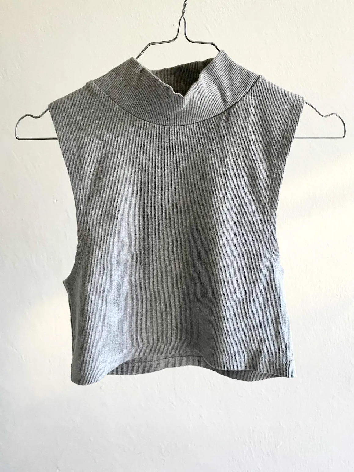 Sparkle & Fade Crop Top — Size S