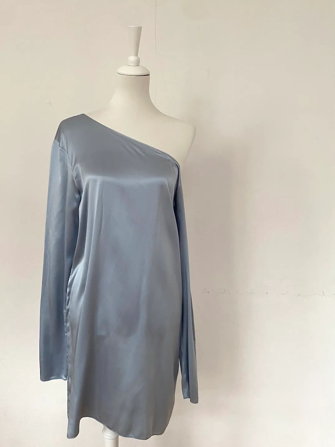 Beare Park Blouse Silver Blue — Size 10/EUR 38