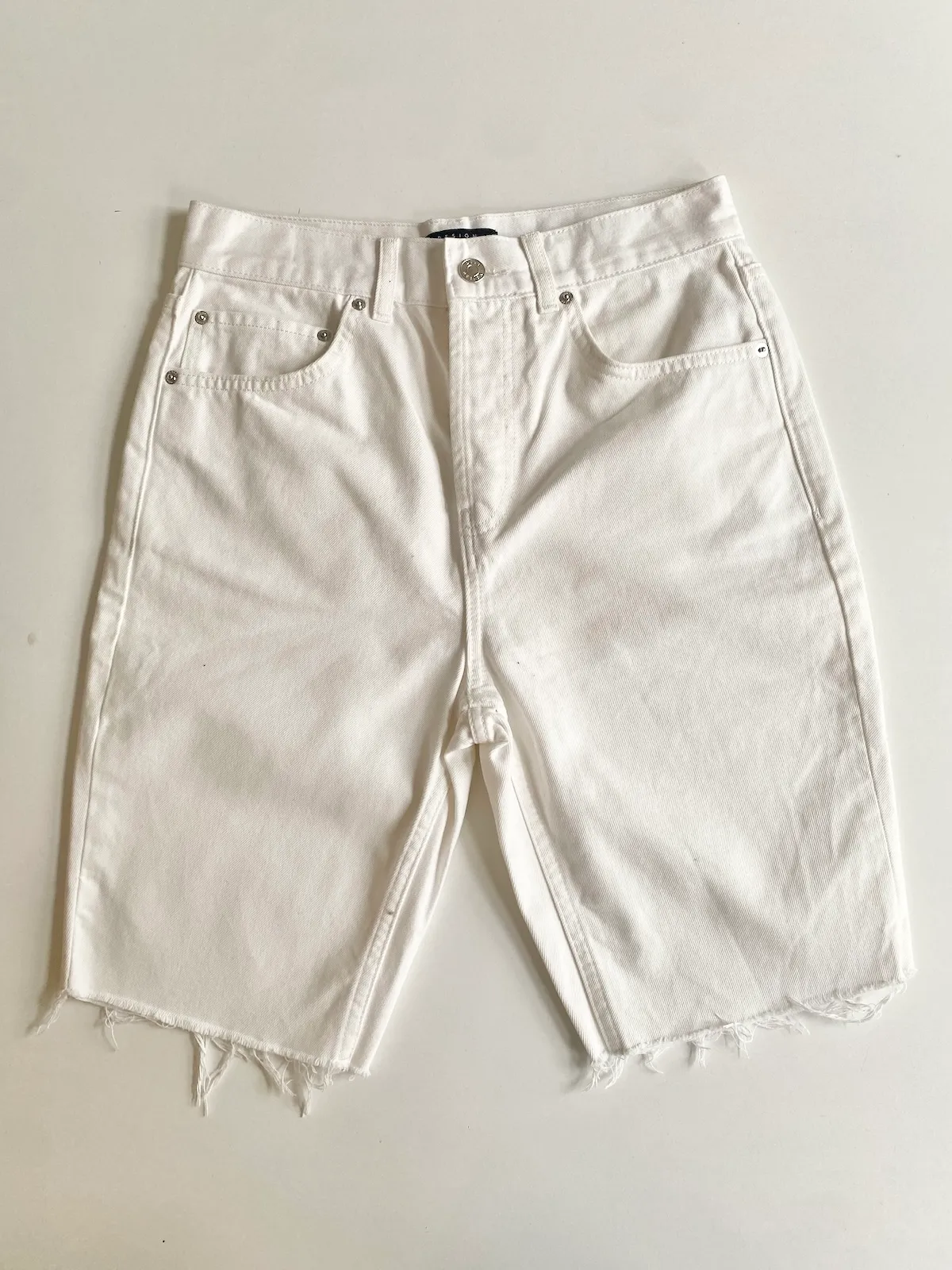 ASOS Design Denim Shorts — EUR 38