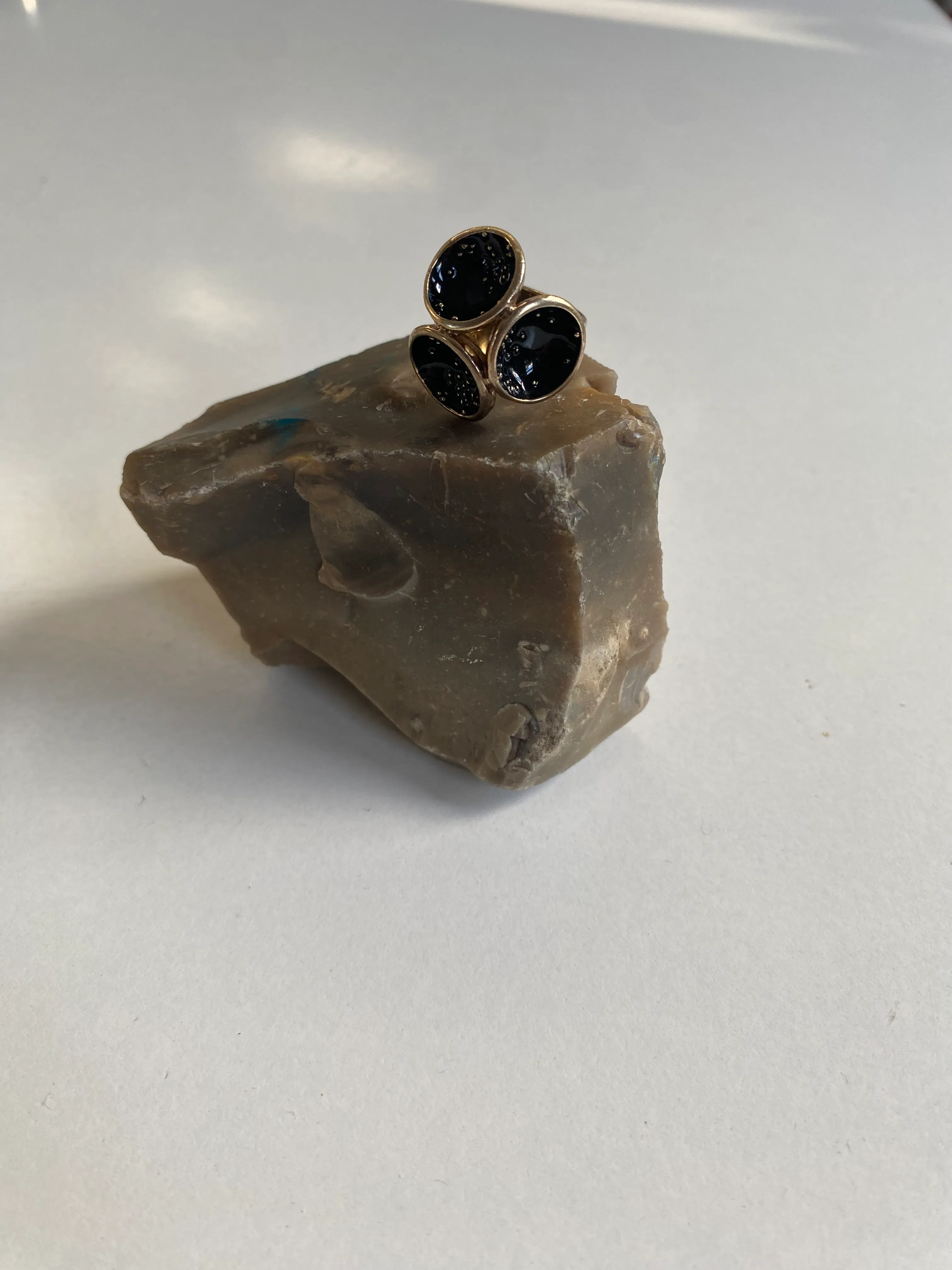 & Other Stories Ring Gold | Black 