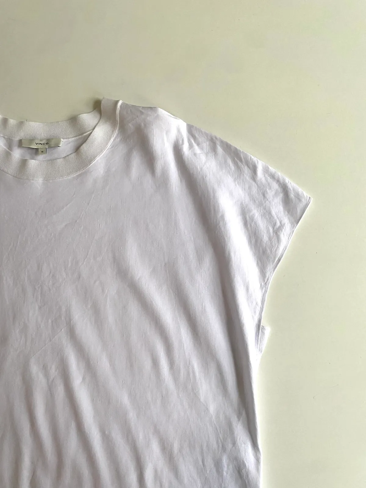 Vince Linenmix Top – Size M