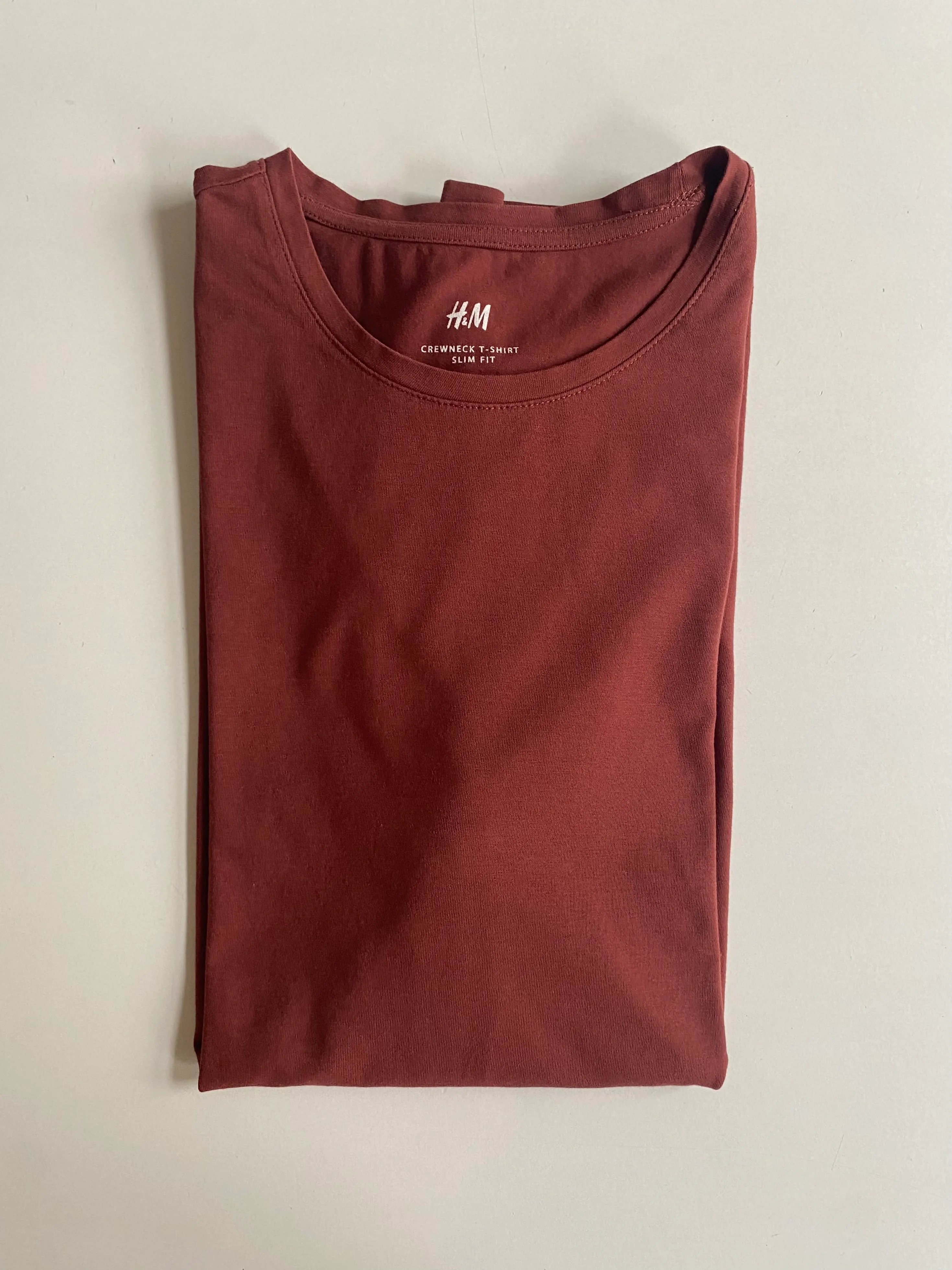 H&M Slim Fit T-shirt Size L