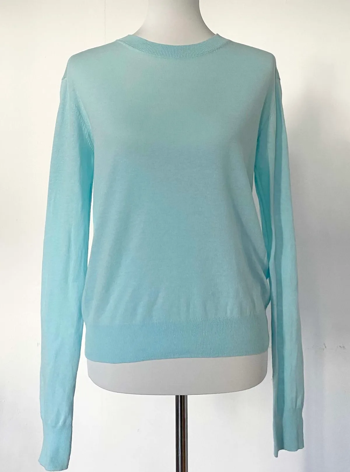 Closed Pullover Aqua — Size S