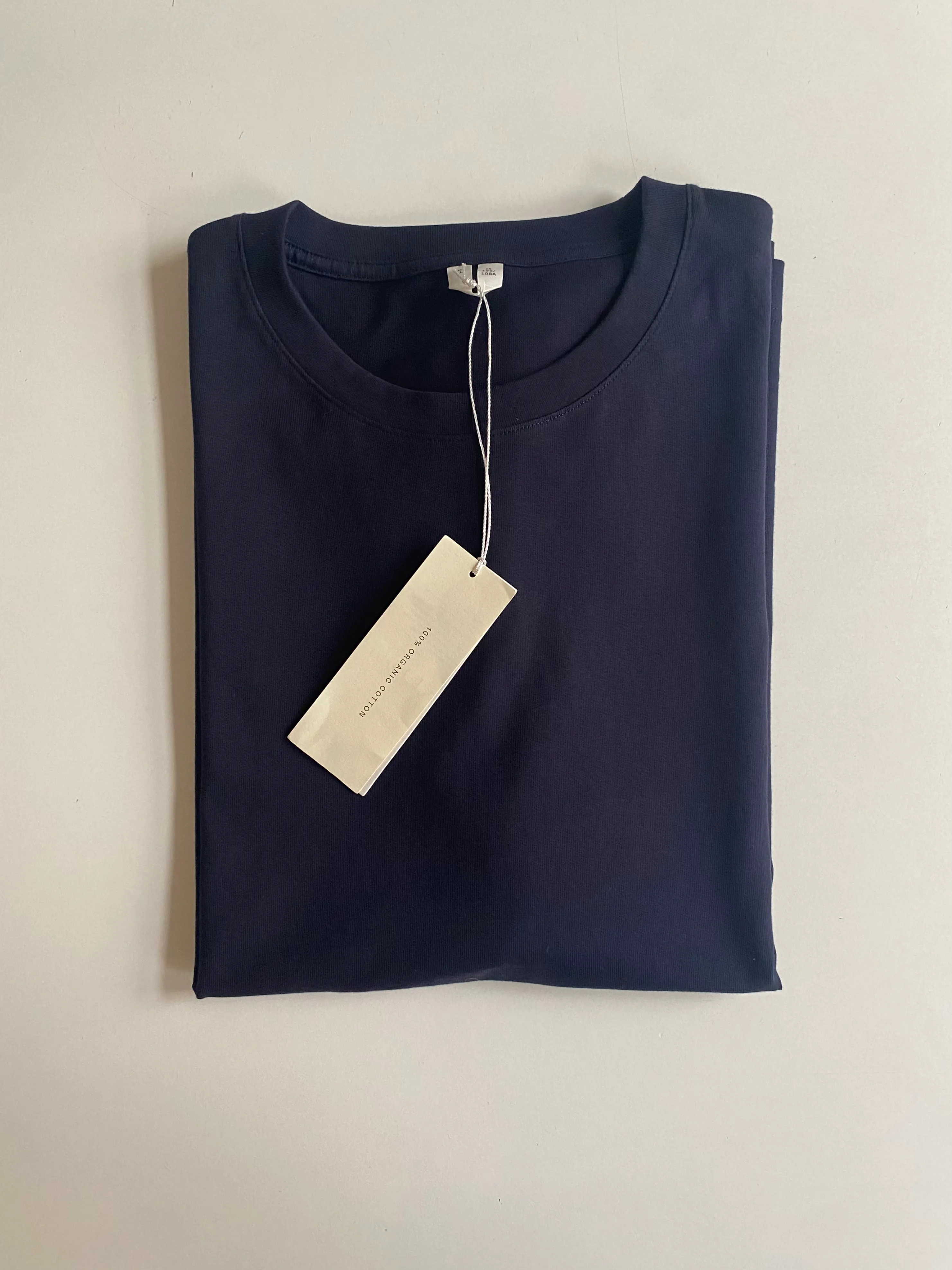 Arket Midweight T-shirt Size L