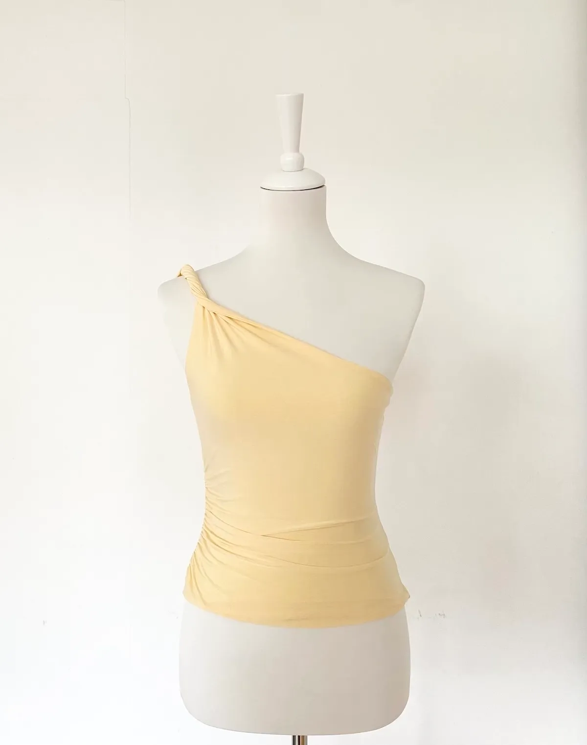 Asos Top Pale Yellow — EUR 36-38