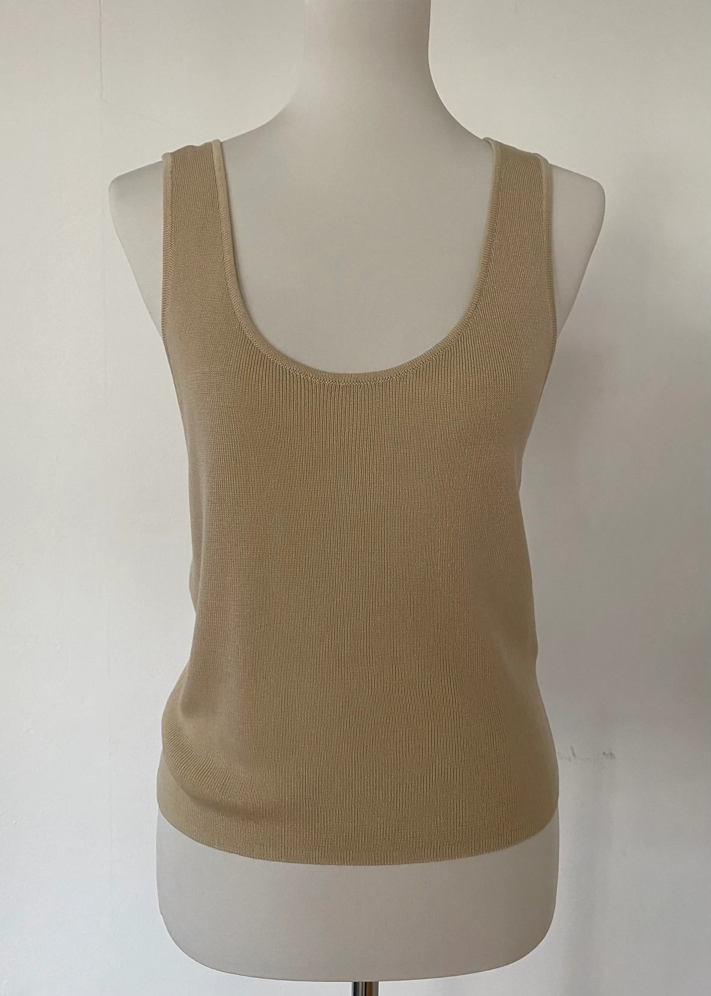 St Agni Top Beige Size M