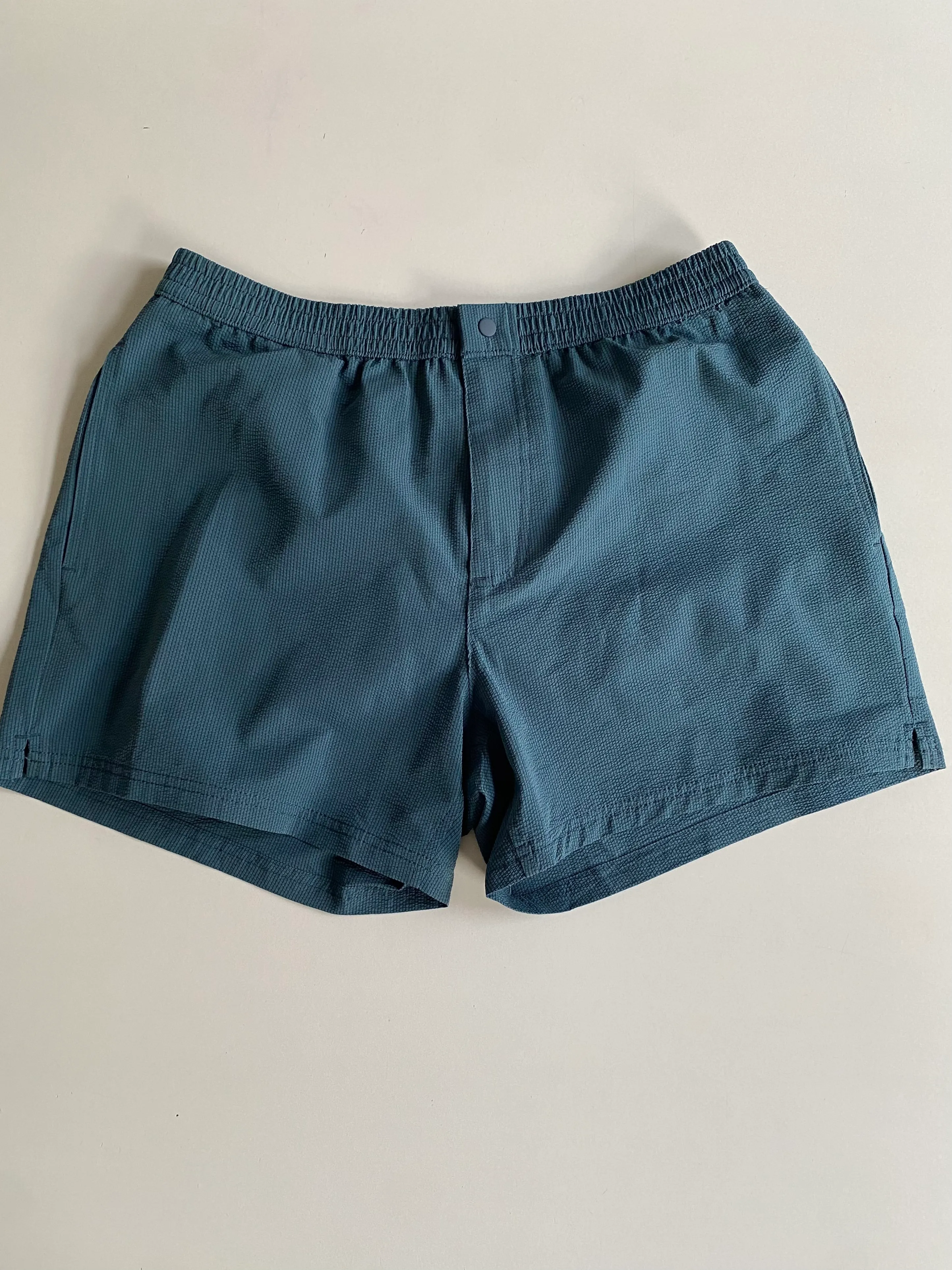  Zara Textured Swimshorts Size L