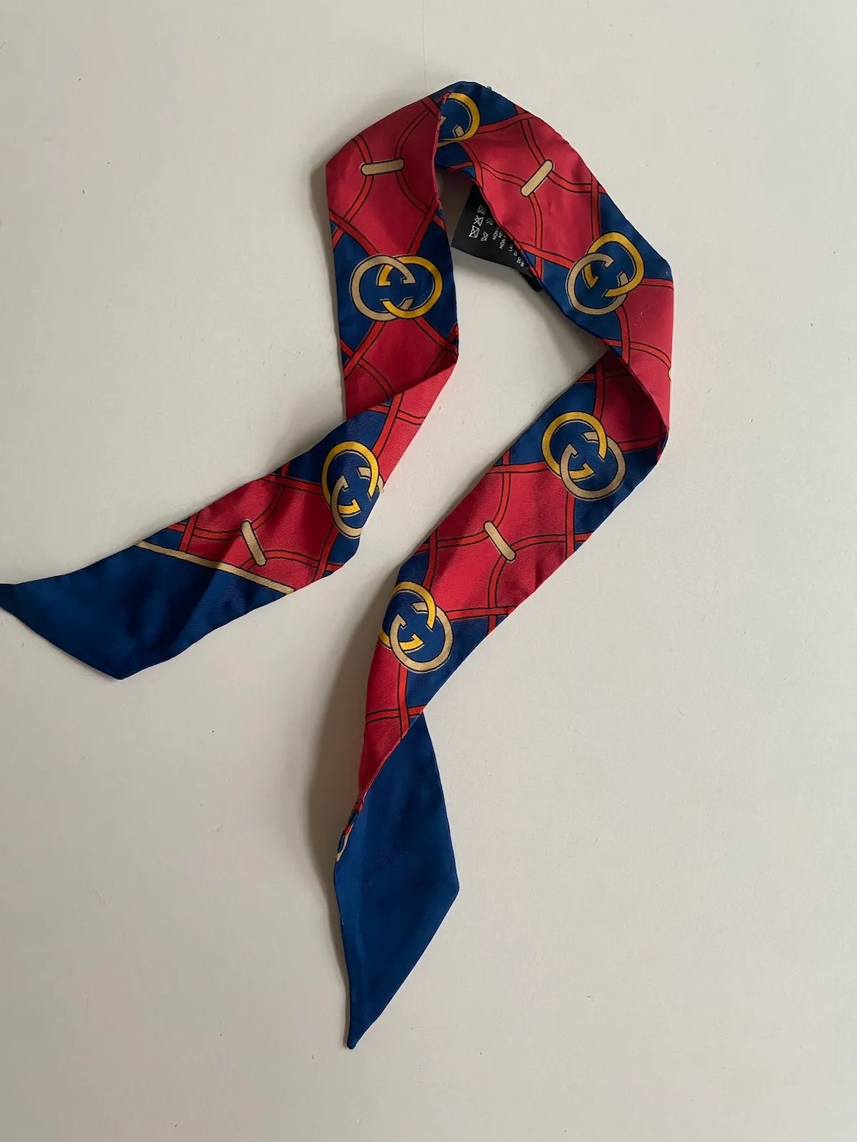 Gucci Printed Silk Scarf Red / Navy