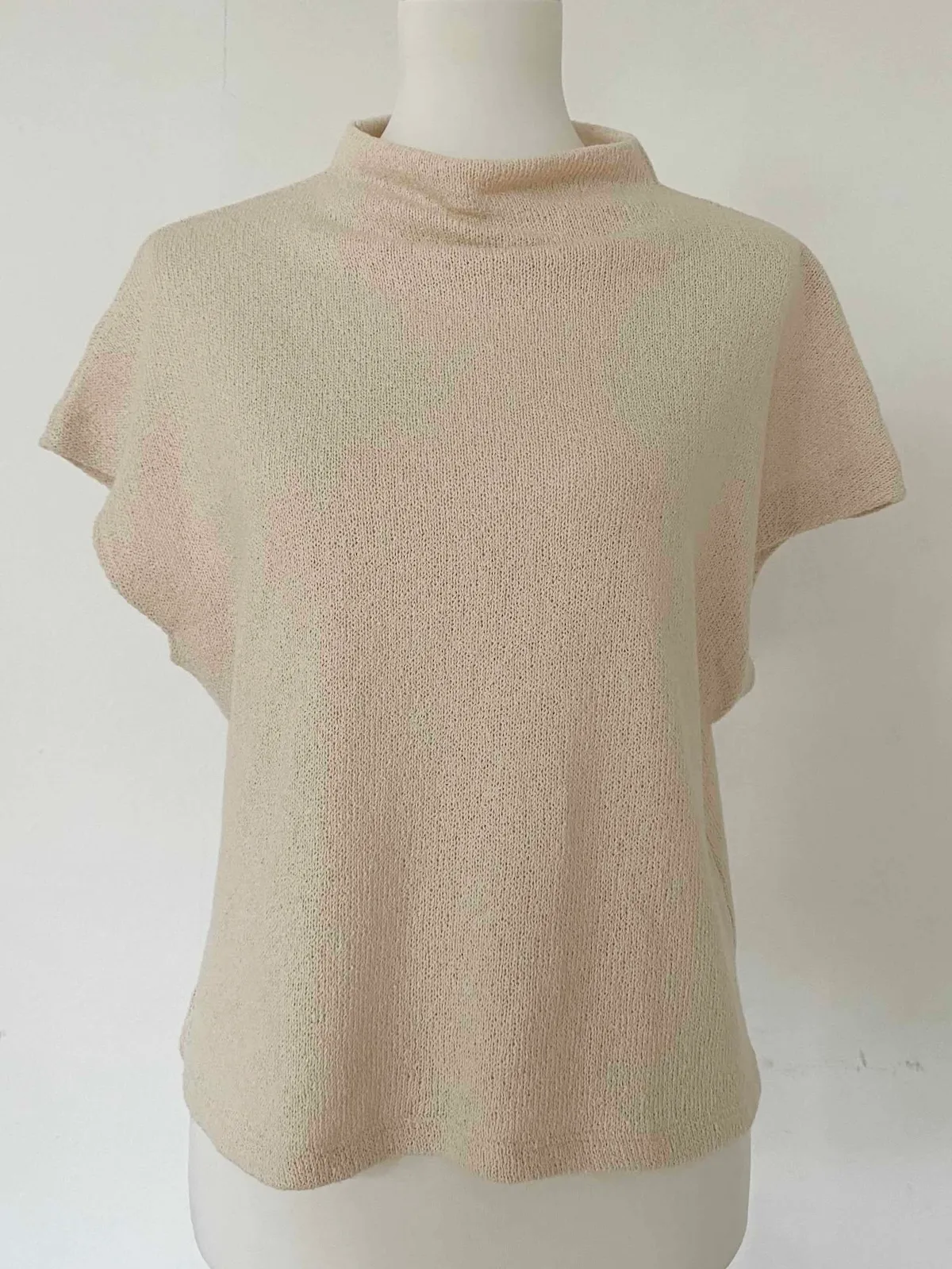 Massimo Dutti Knit Top Cream — Size M