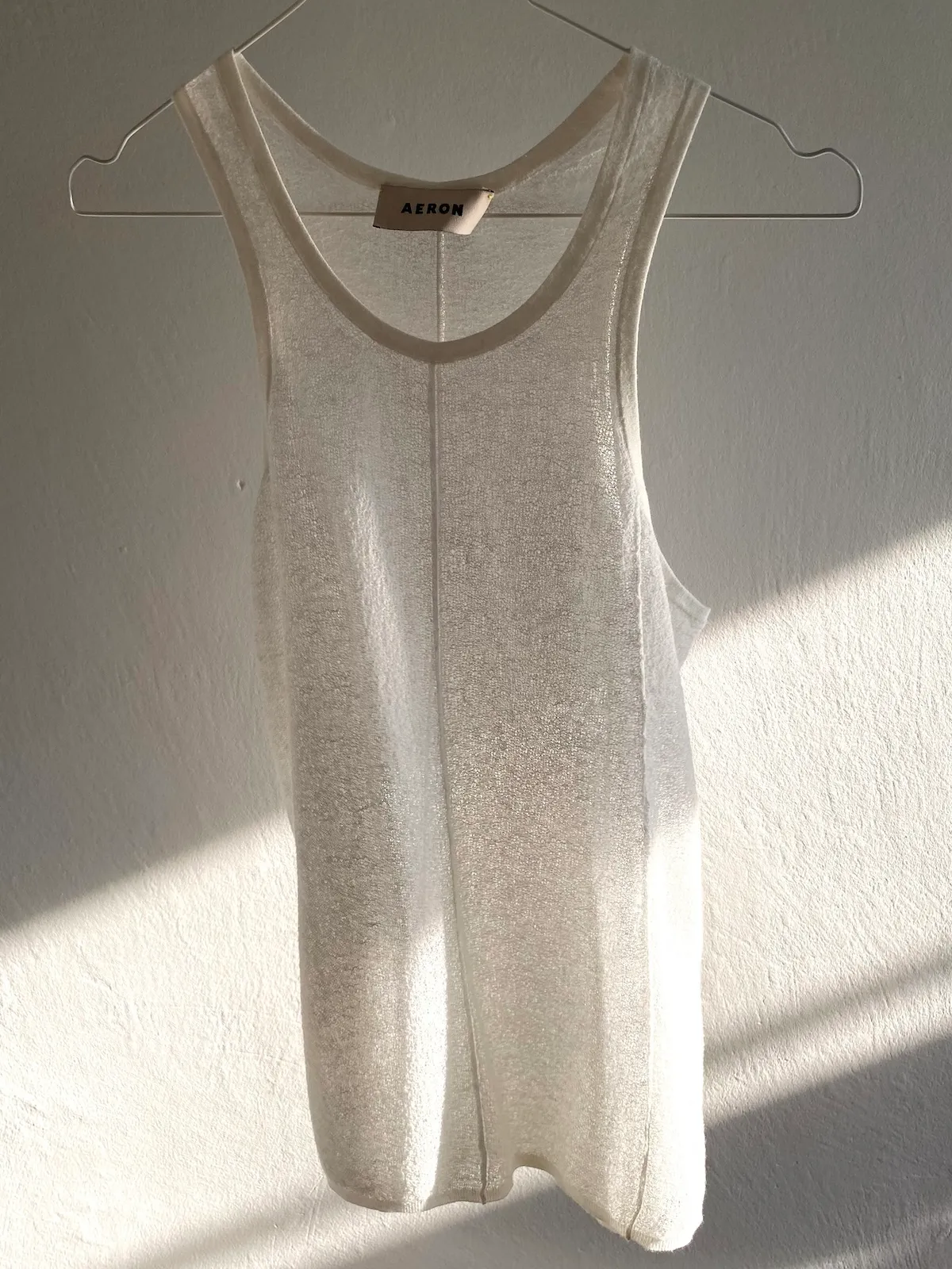 Aeron No Sleeve Top Offwhite — Size S