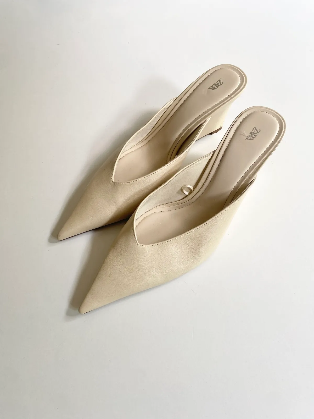 Zara Slingback Mules Ivory – Size 40