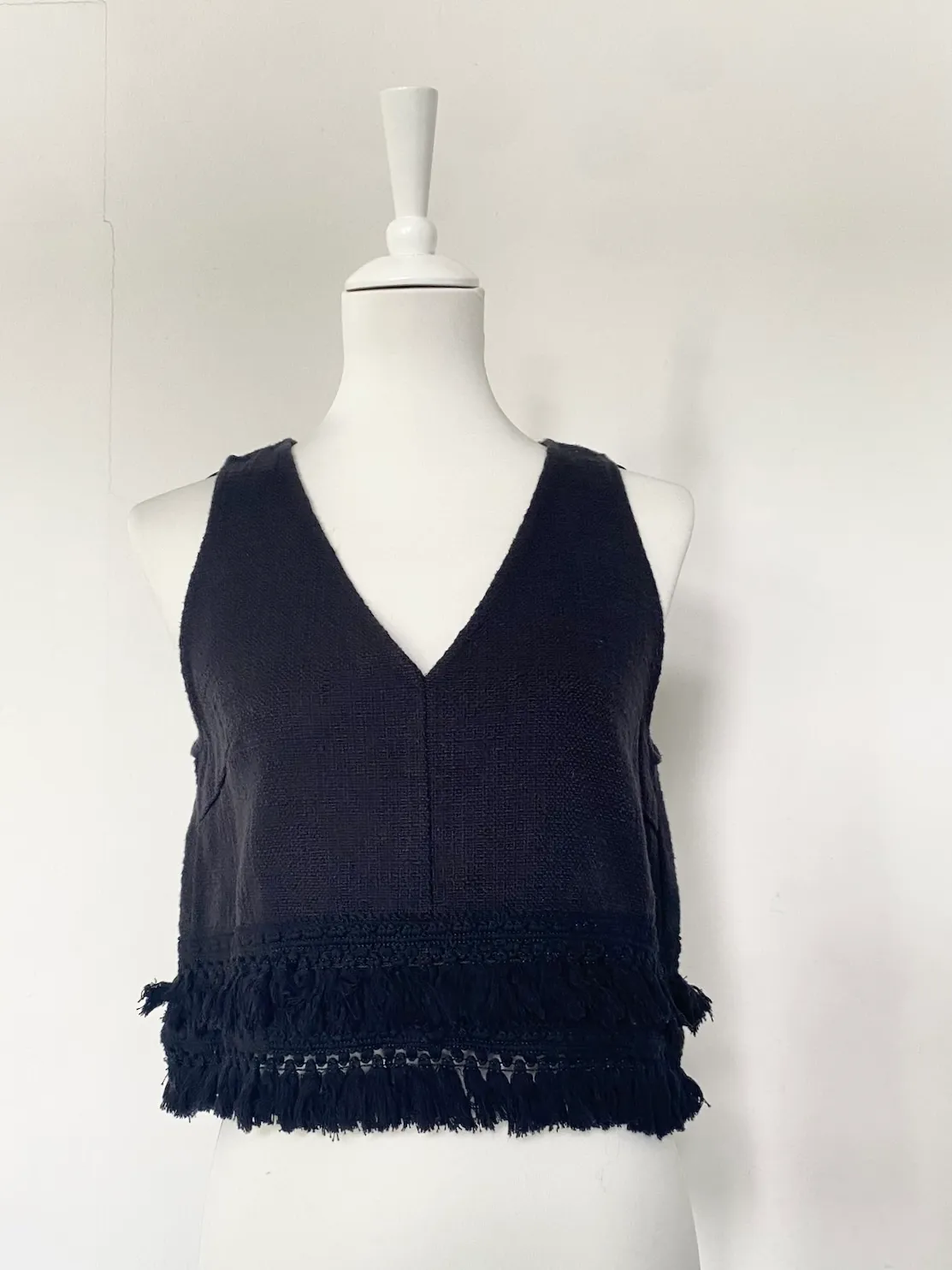 H&M Fringe Cropped Top Black — EU 38