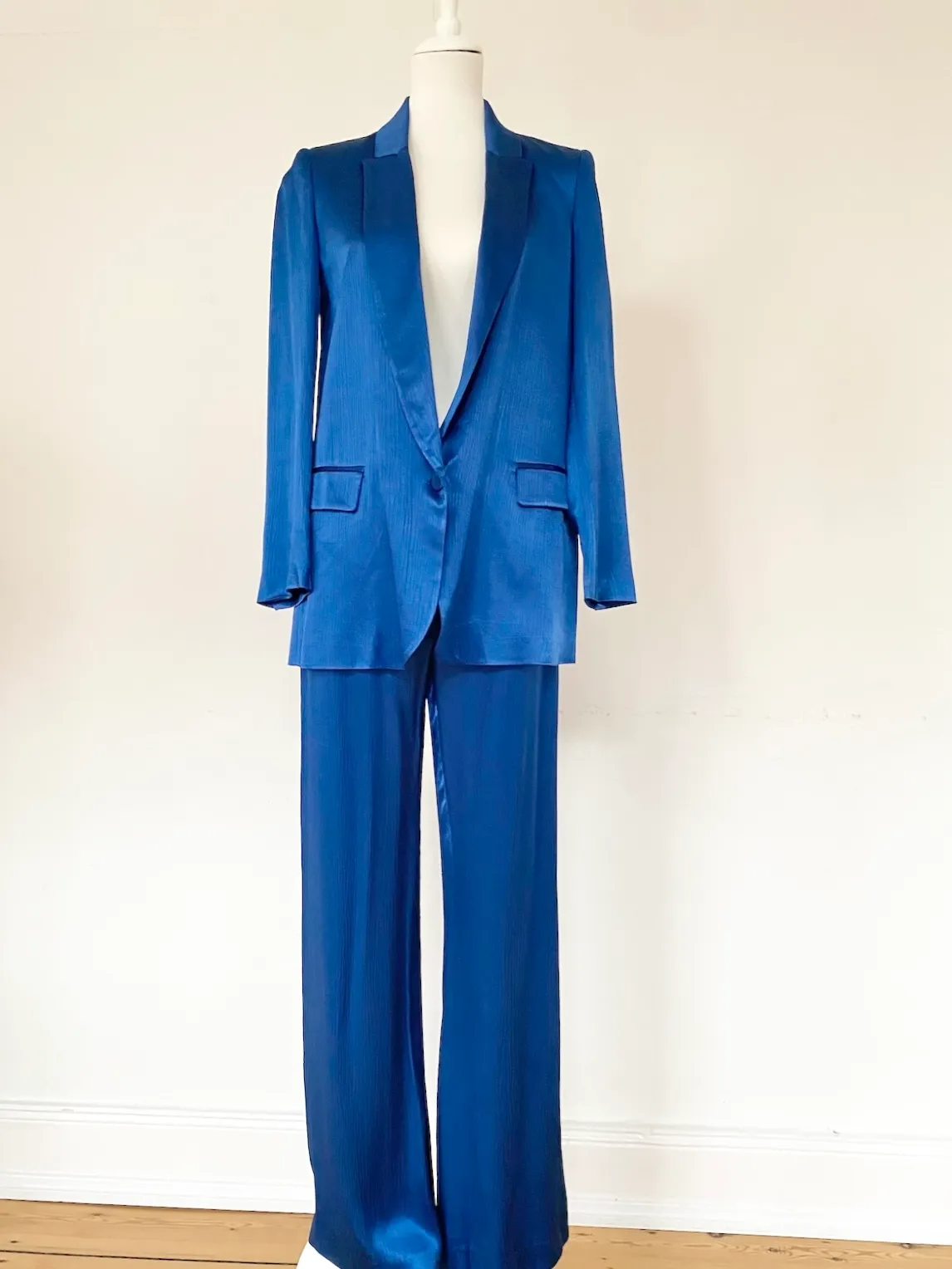 Zara Satin-finish Blazer — Size S