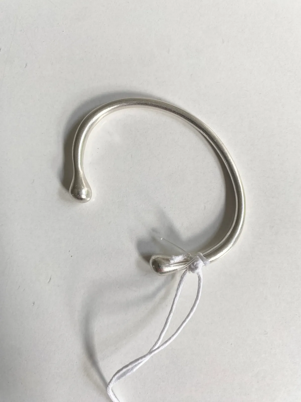 COS Bracelet Brushed Silver – M/L