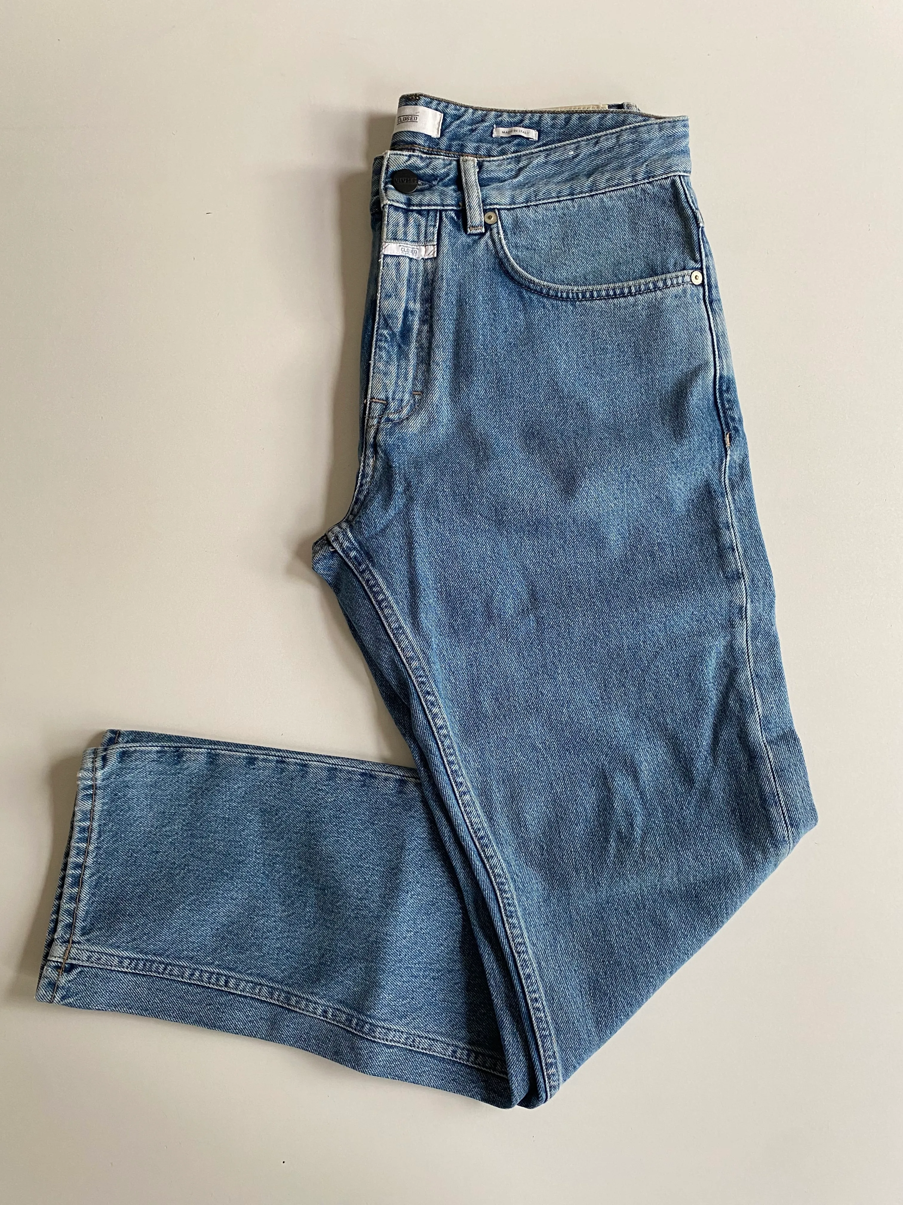 Closed Tapered Cropped Jeans W 31