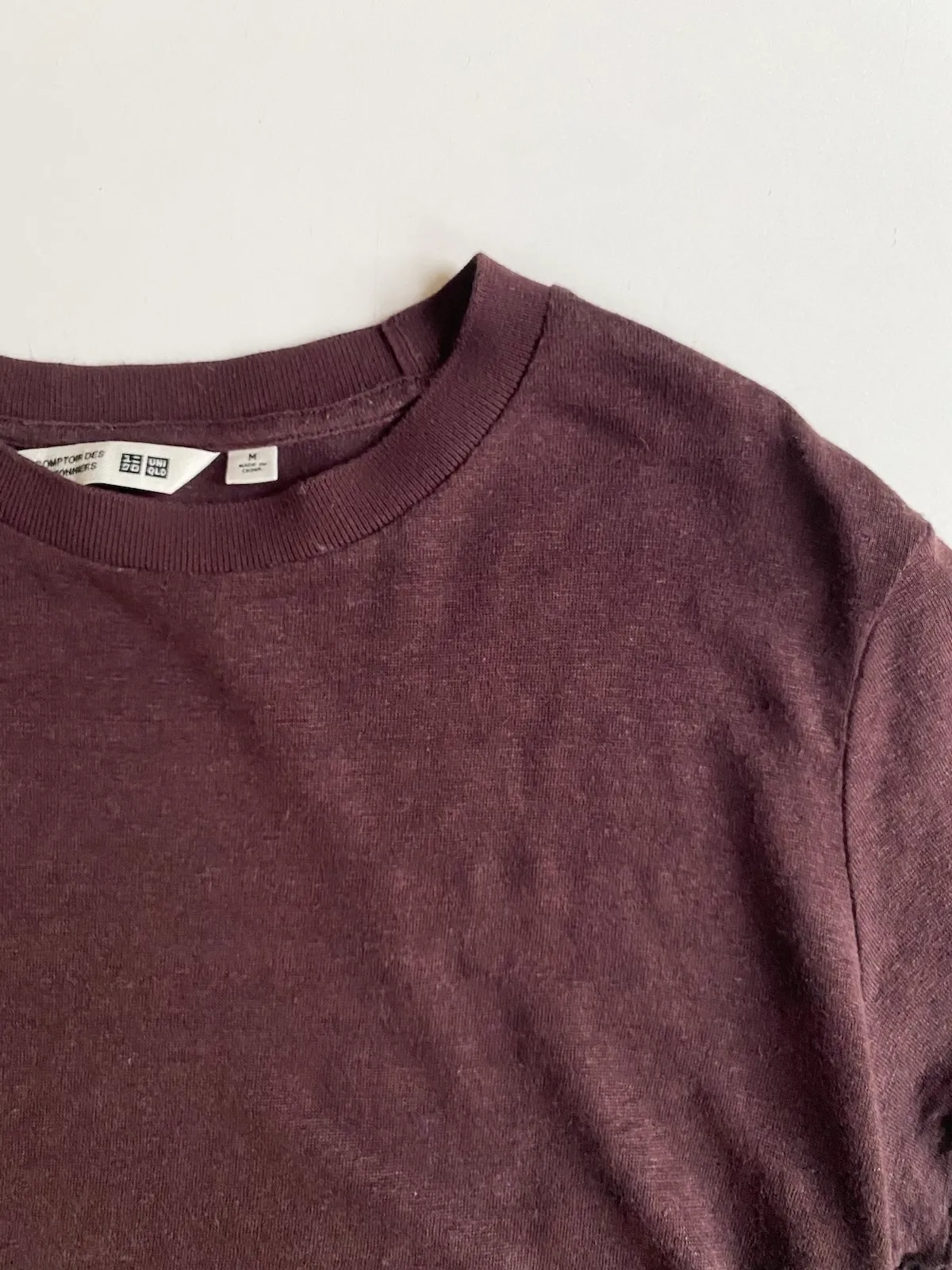Uniqlo Linen T Shirt Bordeaux — Size M