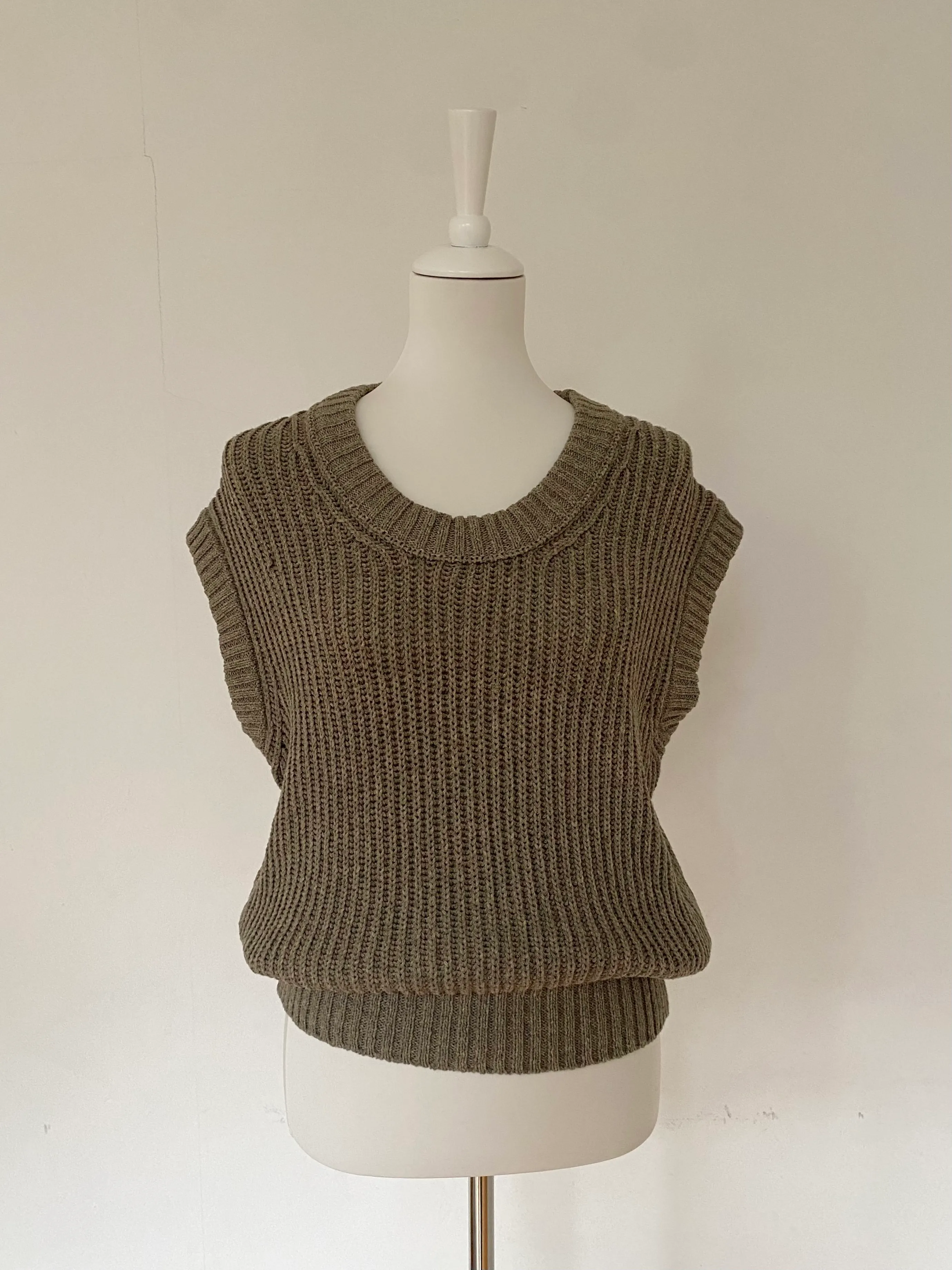 Massimo Dutti Knit Pullunder Size M