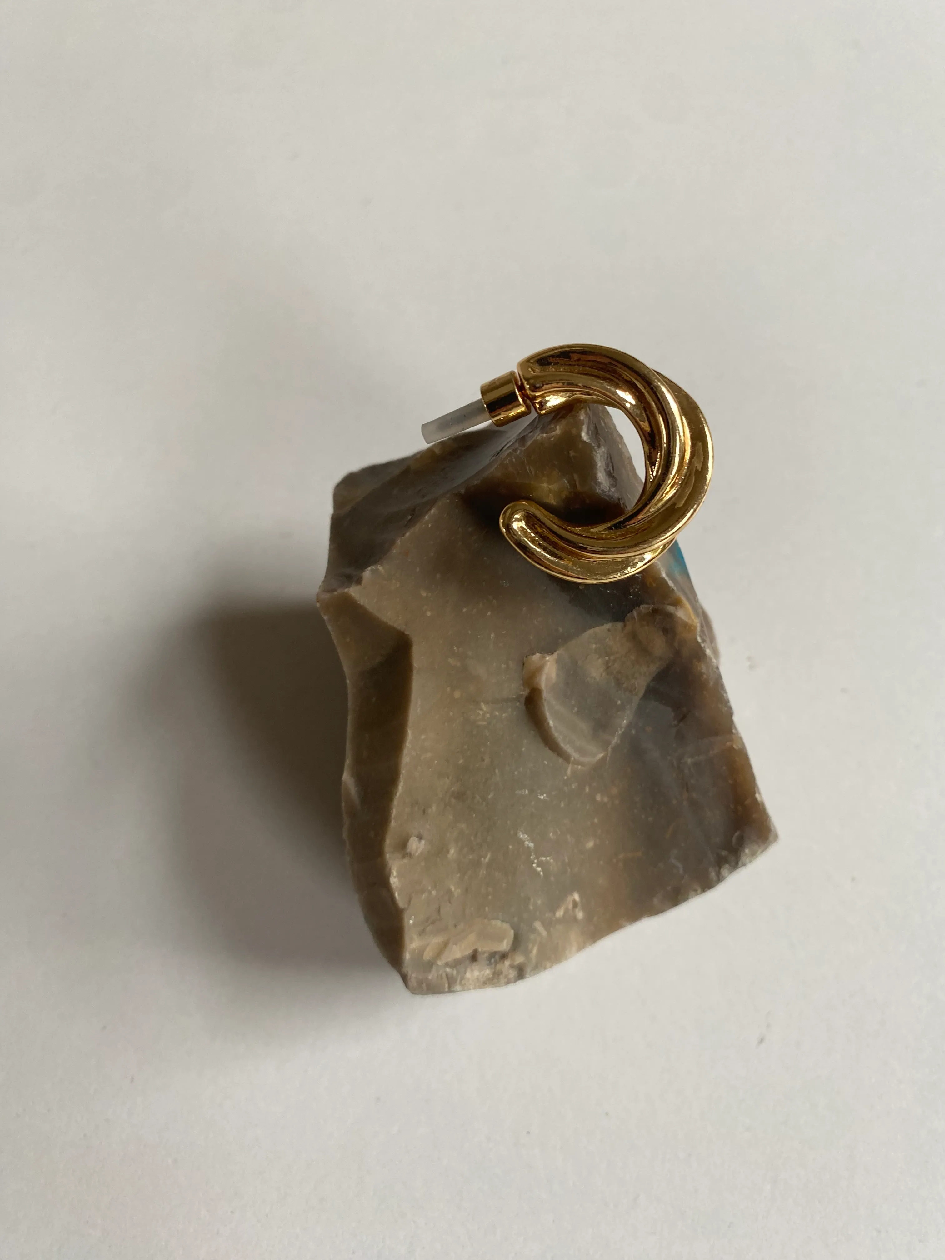 No Name Twisted Earring