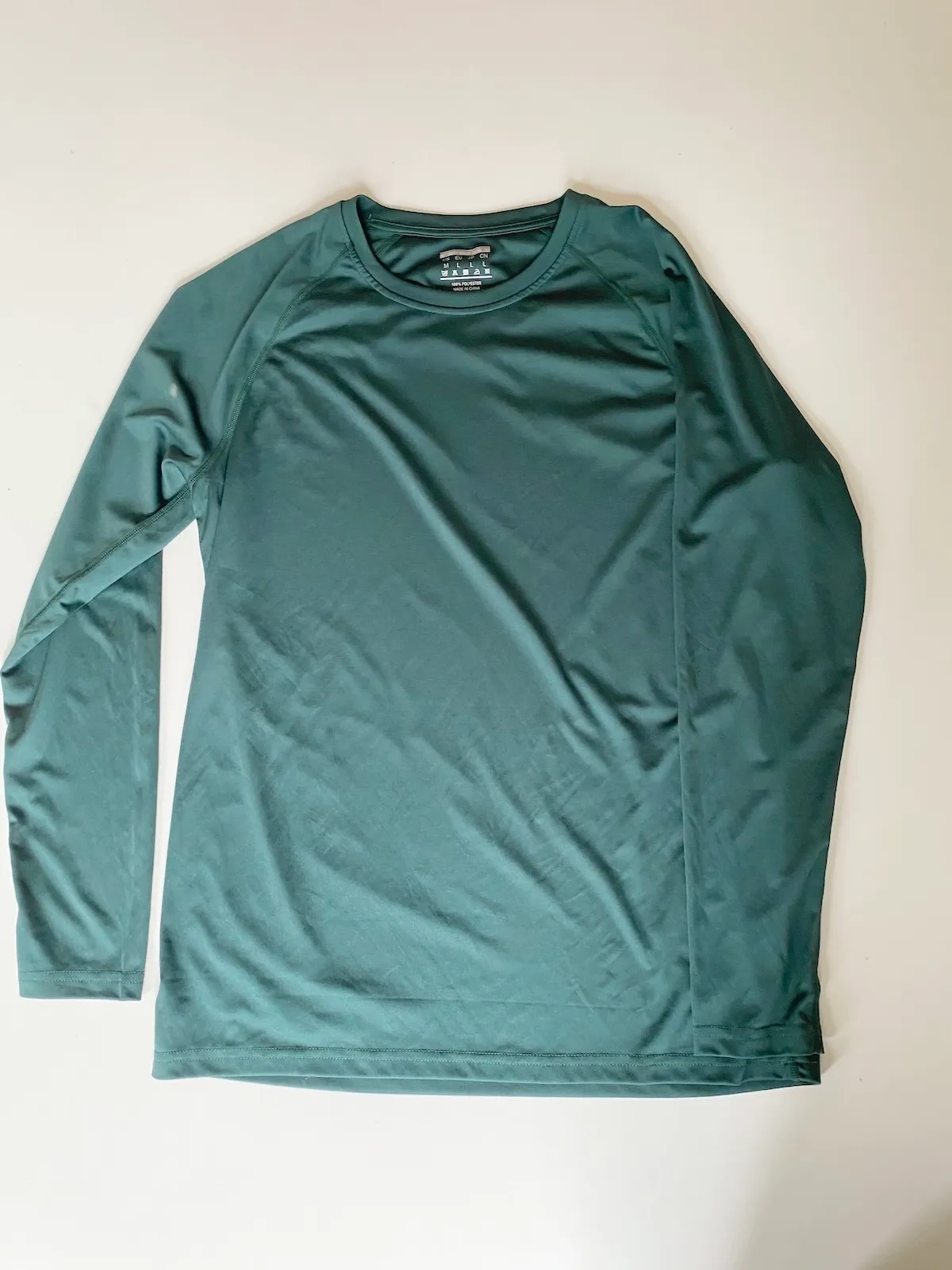 No Name Performance Shirt — Size M 