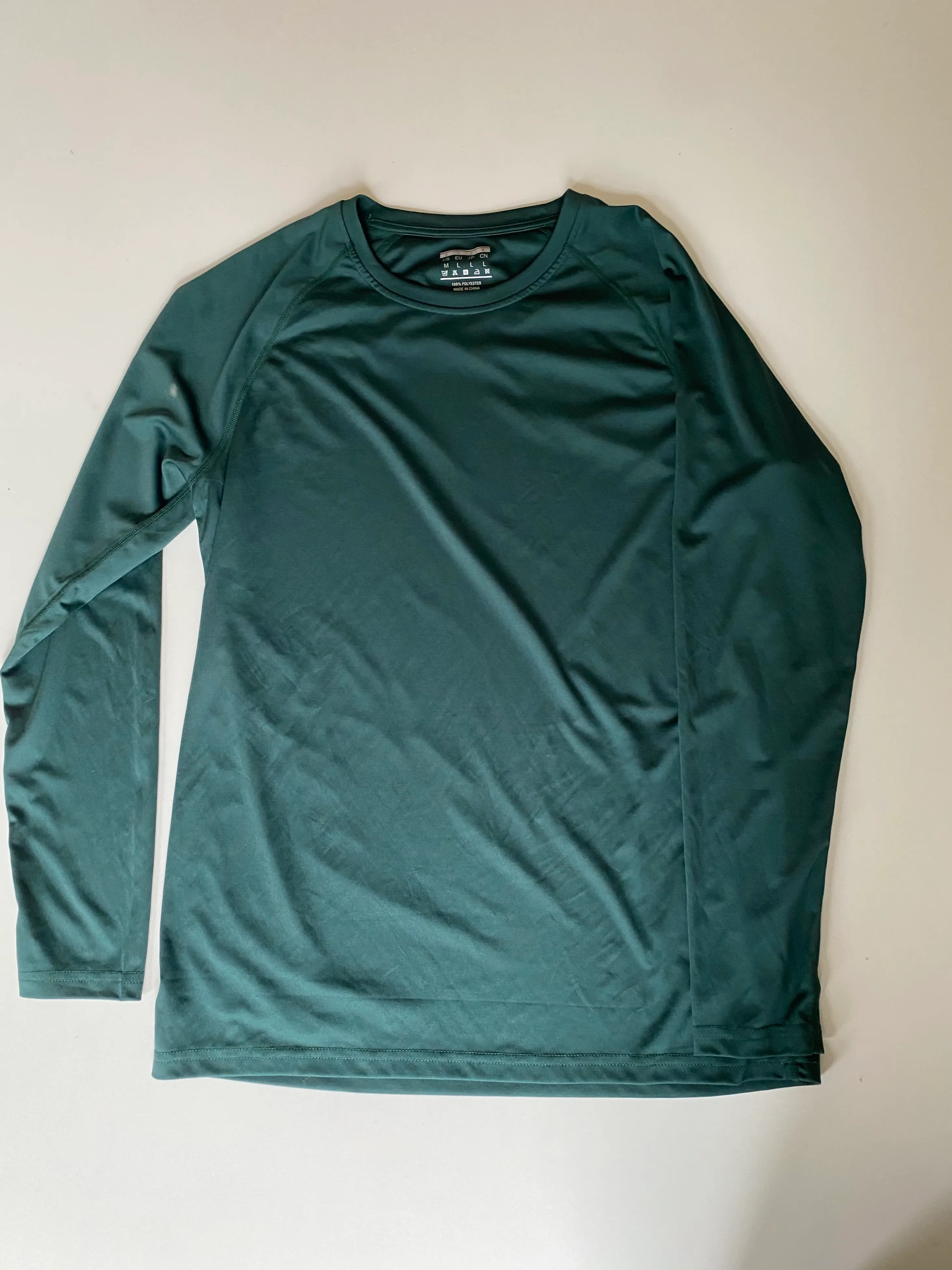 No Name Performance Shirt Size M 