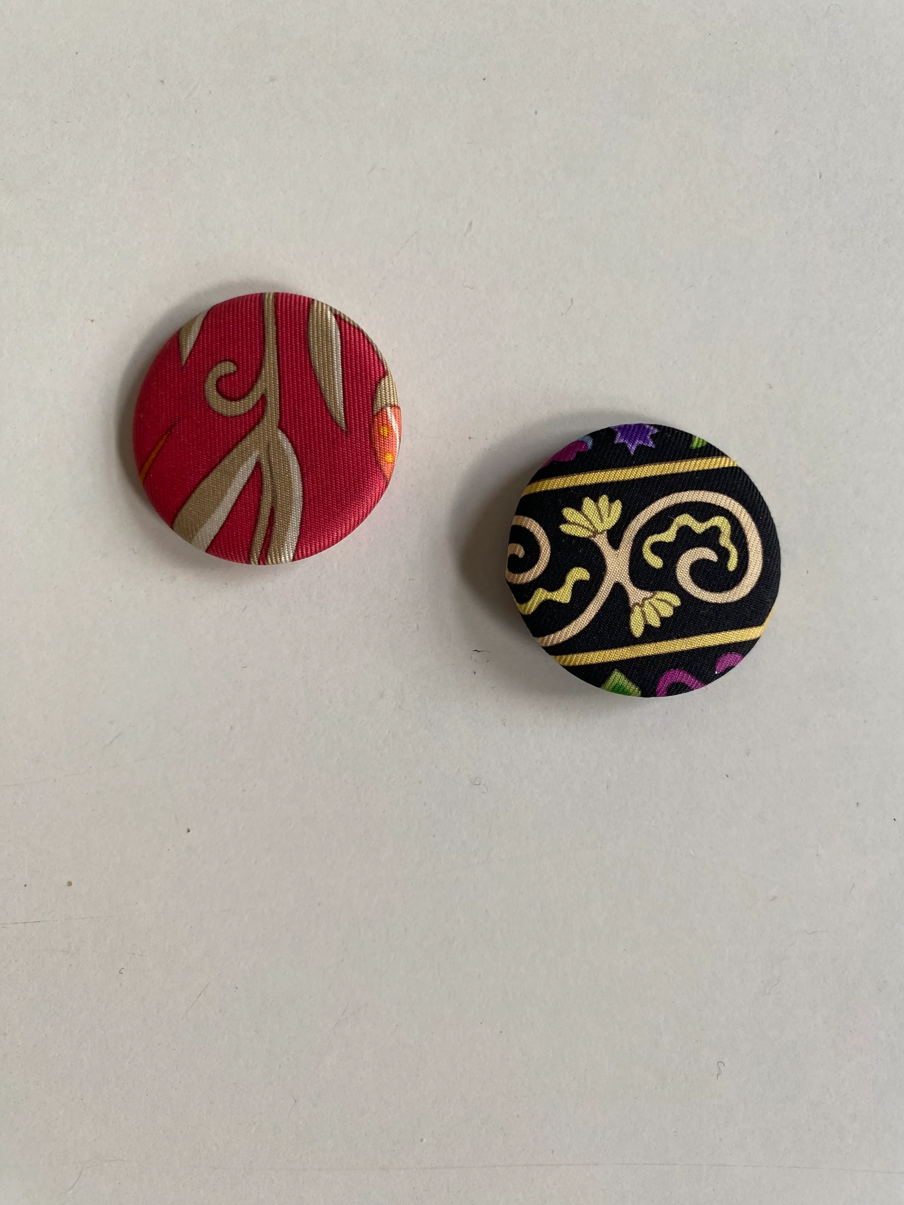 Hermès Fabric-Covered Buttons