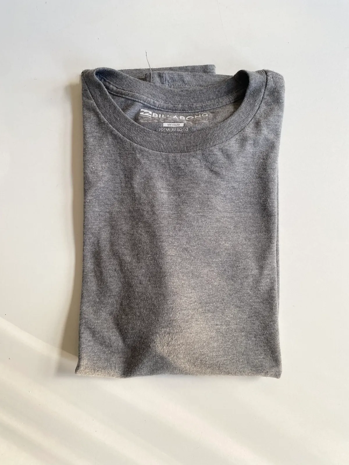 Billabong Basic T Shirt — Size M