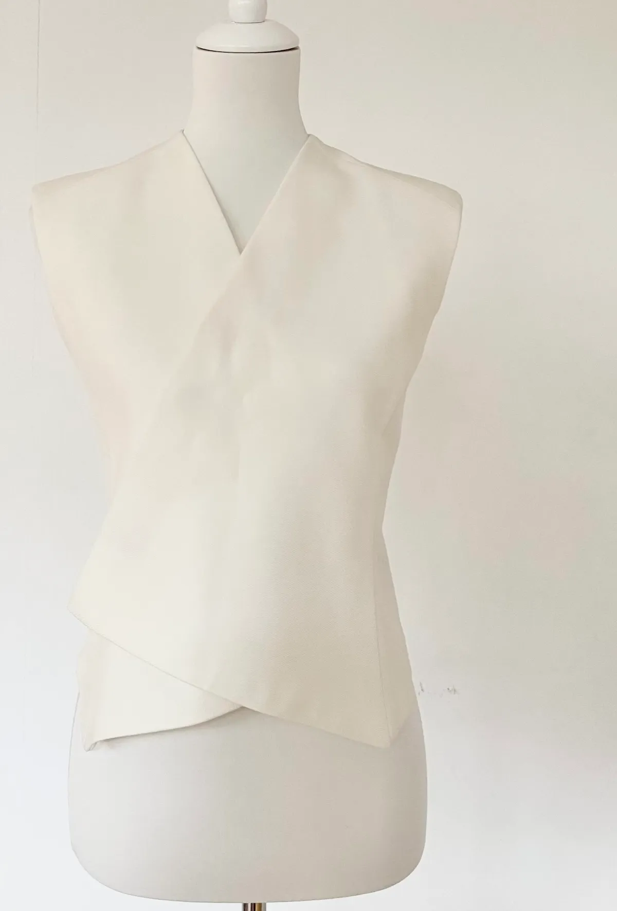 Maniere de Voir Vest — EUR 36