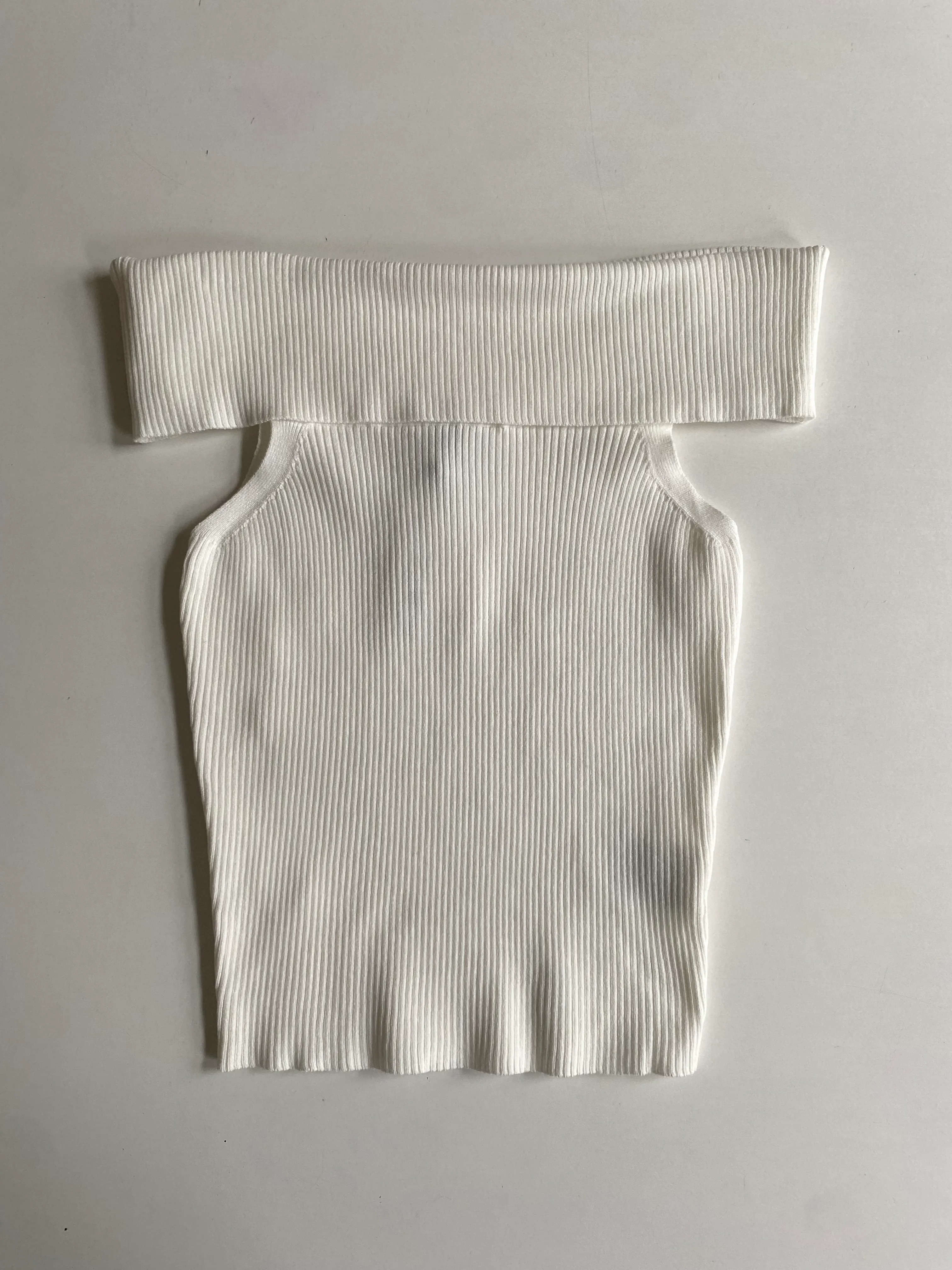 H&M Off-shoulder Knit Top Size S