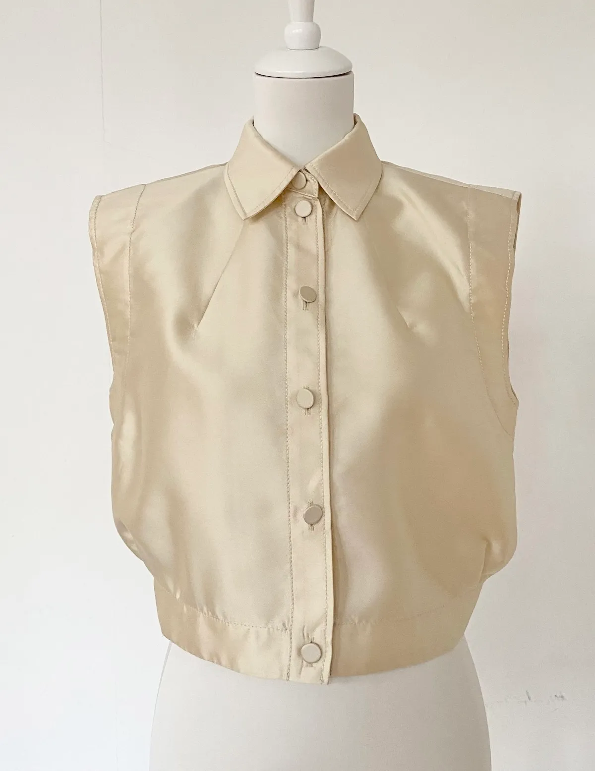 Sandro Cropped Shirt Cream — EUR 36