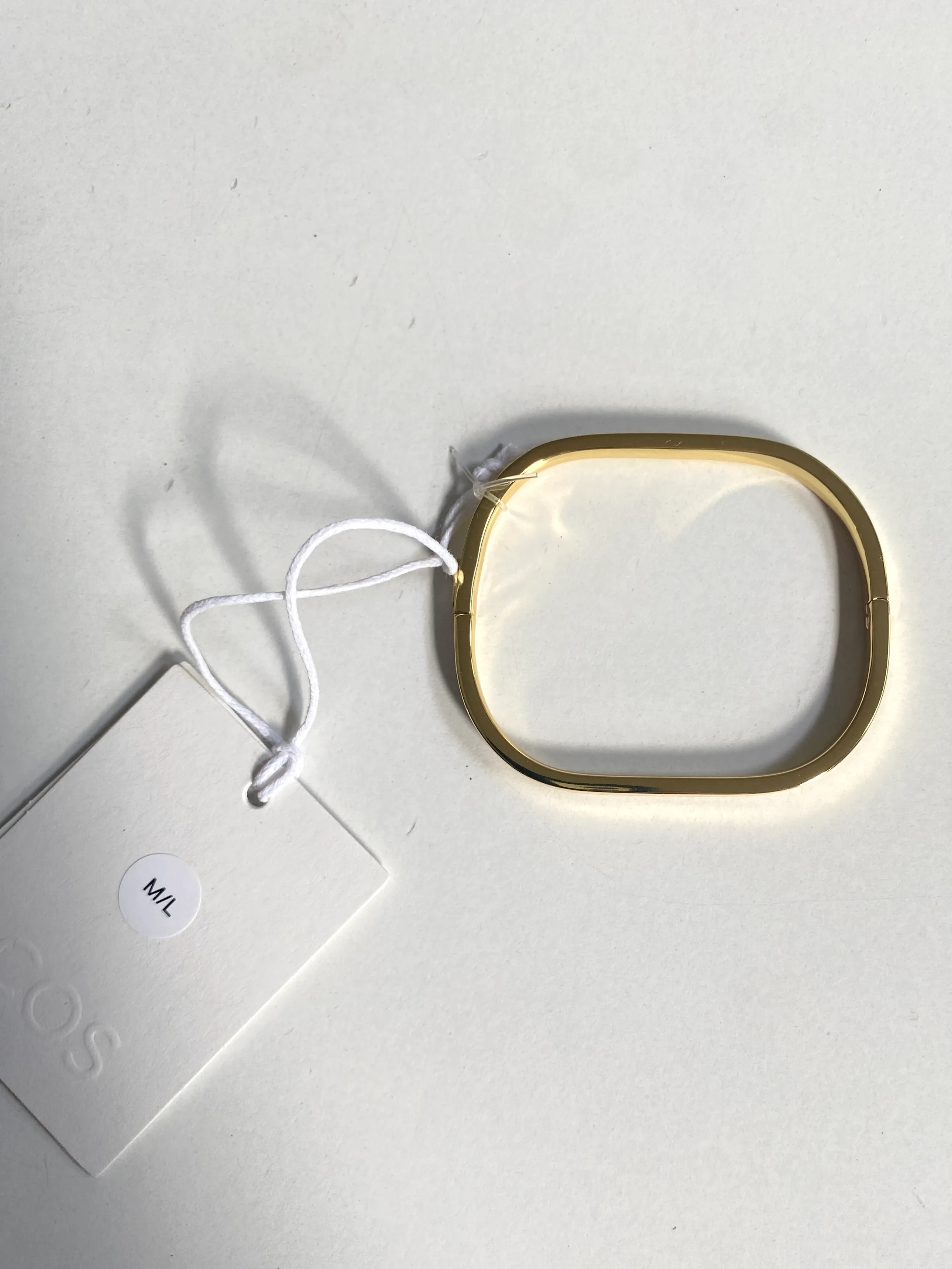 COS – Sculptural Bracelet Gold – M/L