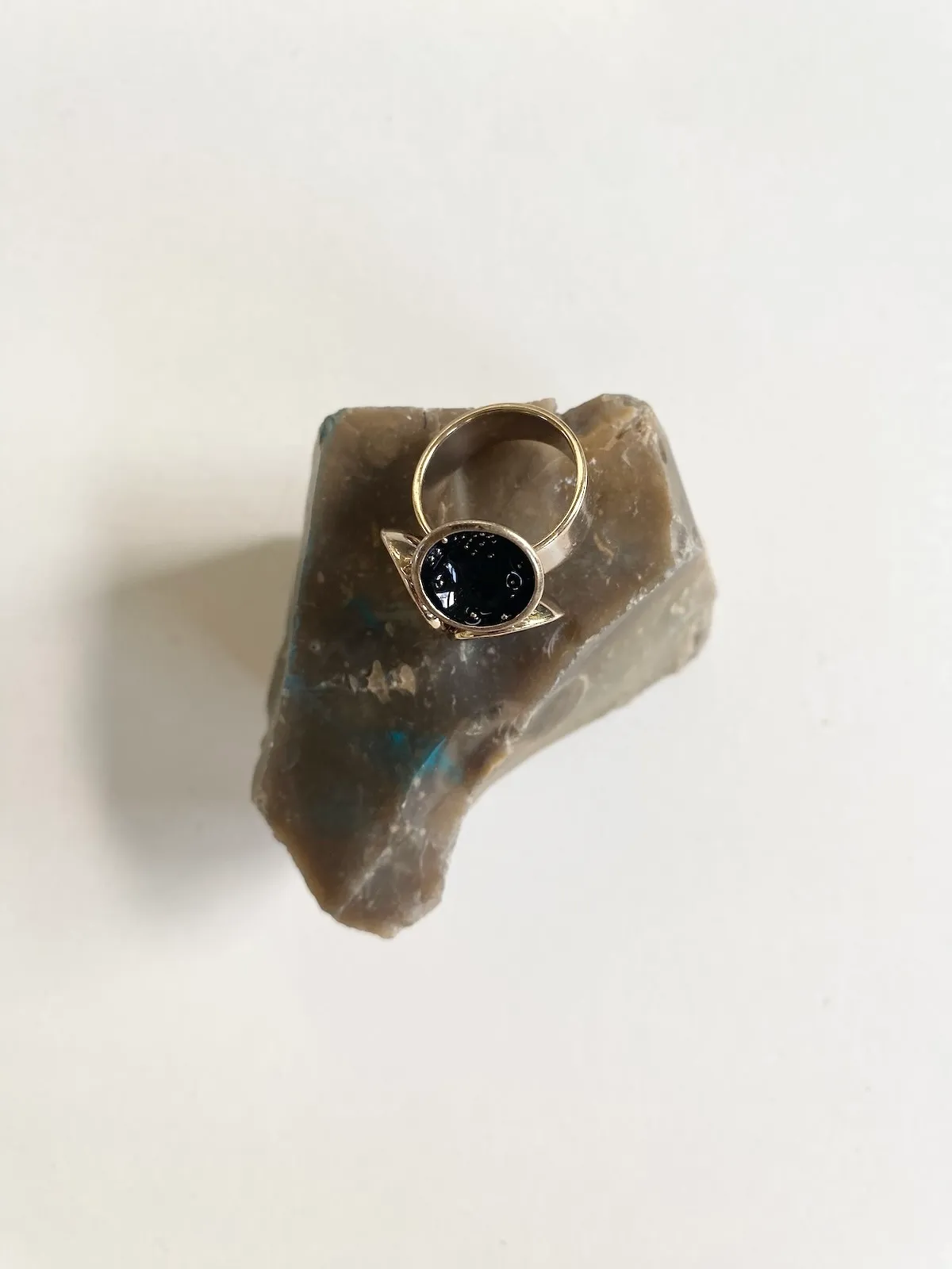 & Other Stories Ring Gold | Black 