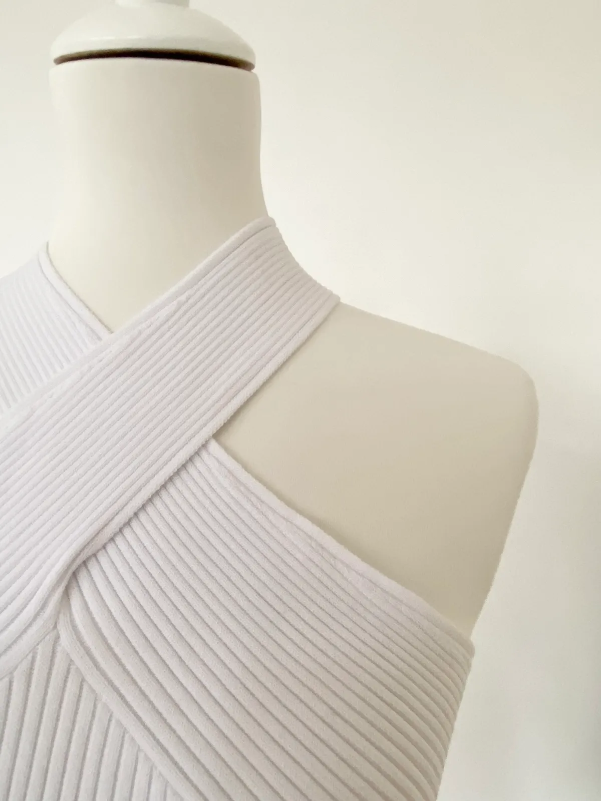 Topshop Twisted Top White — EUR 36-38