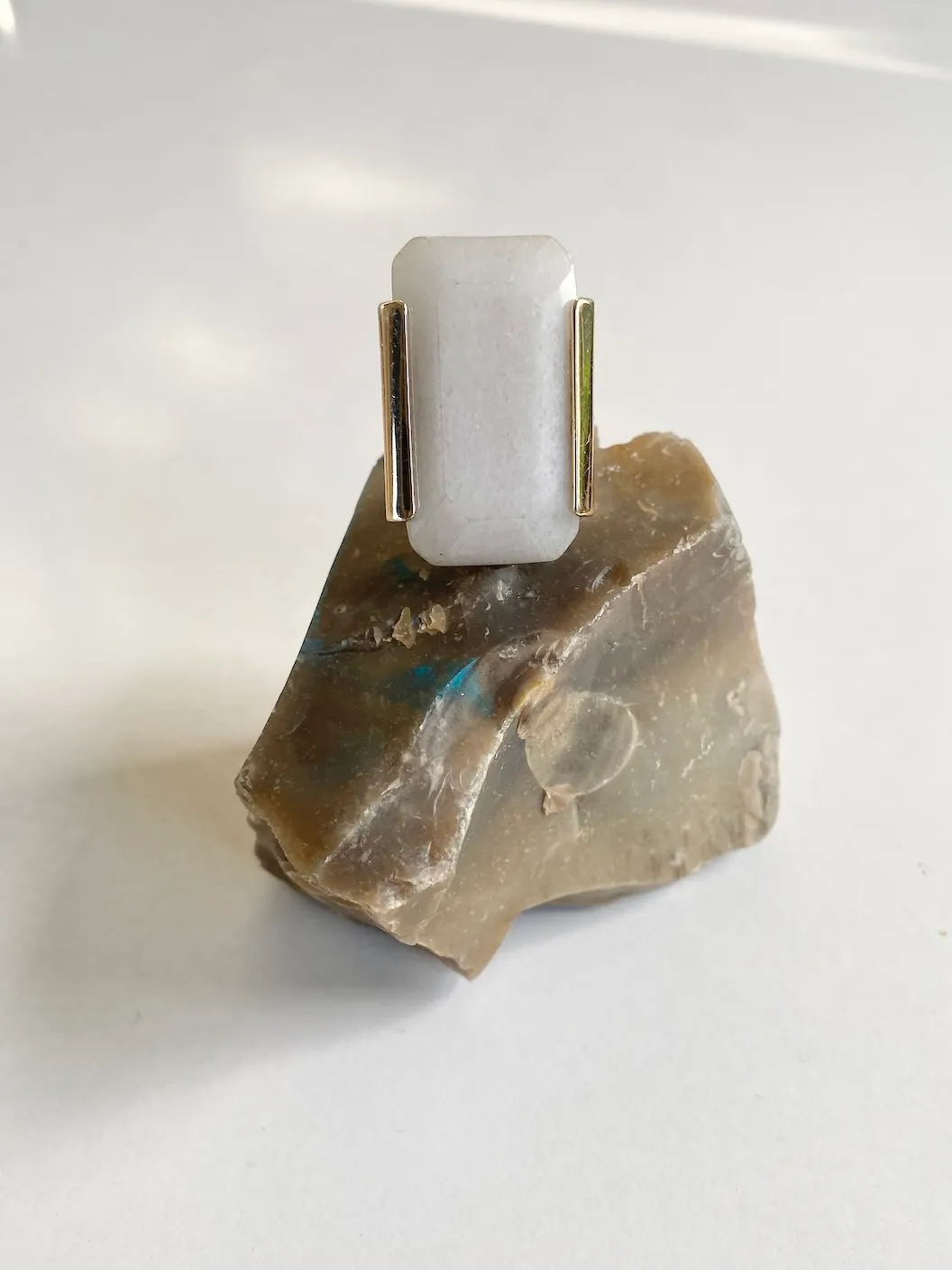 COS Sculptural Ring Silver / White Stone 