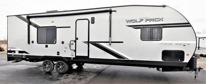 2022 Platinum Toy Hauler