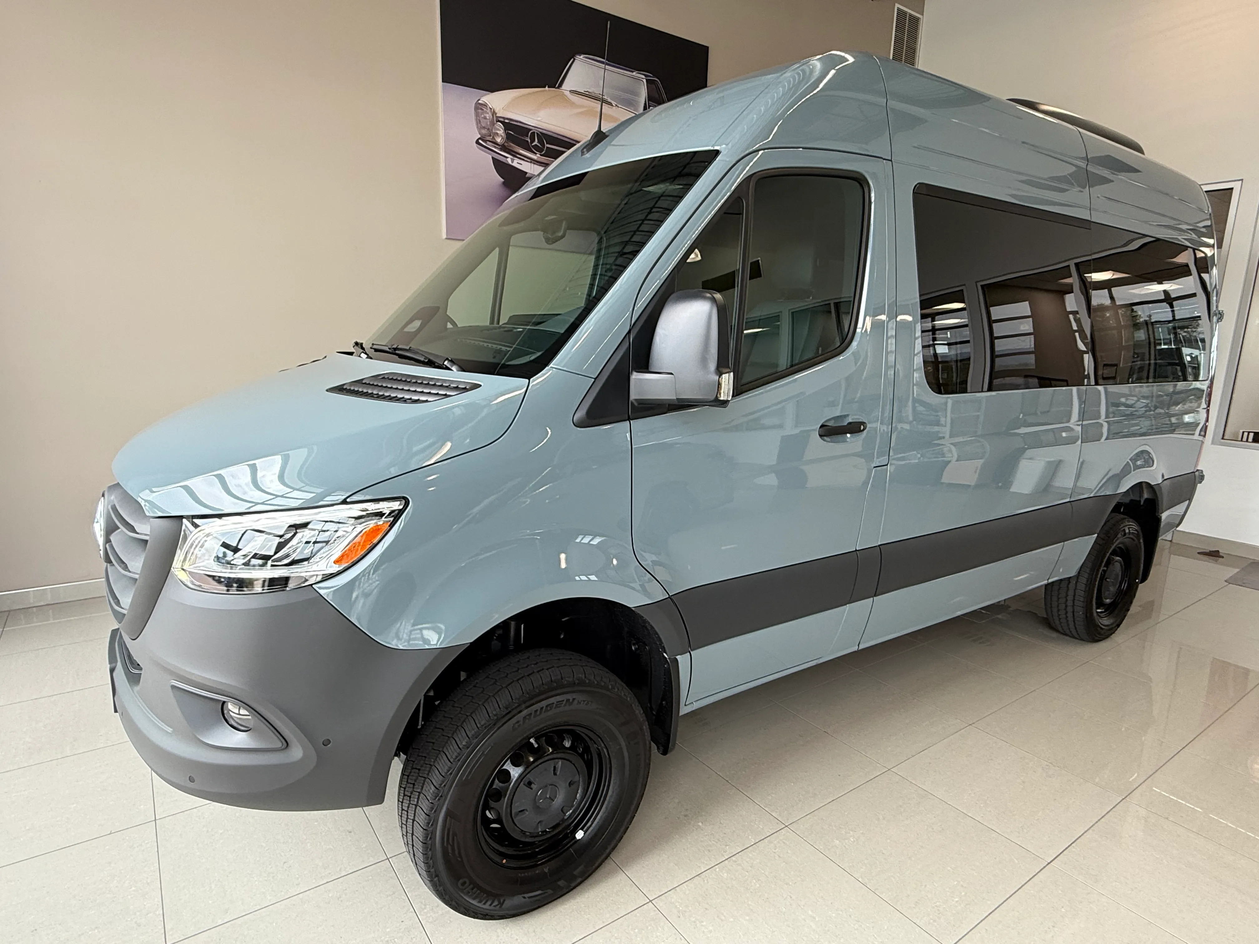 2025: Della - AWD Sprinter Van, 12-Passenger 2500 Diesel, Fully Loaded