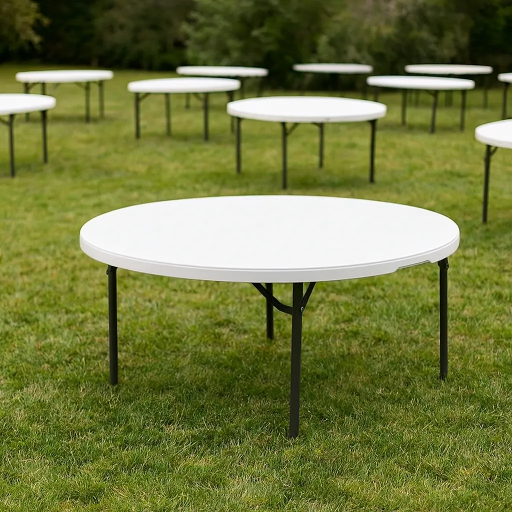60" Round Plastic Table  – Seats 8 to 10 Guests