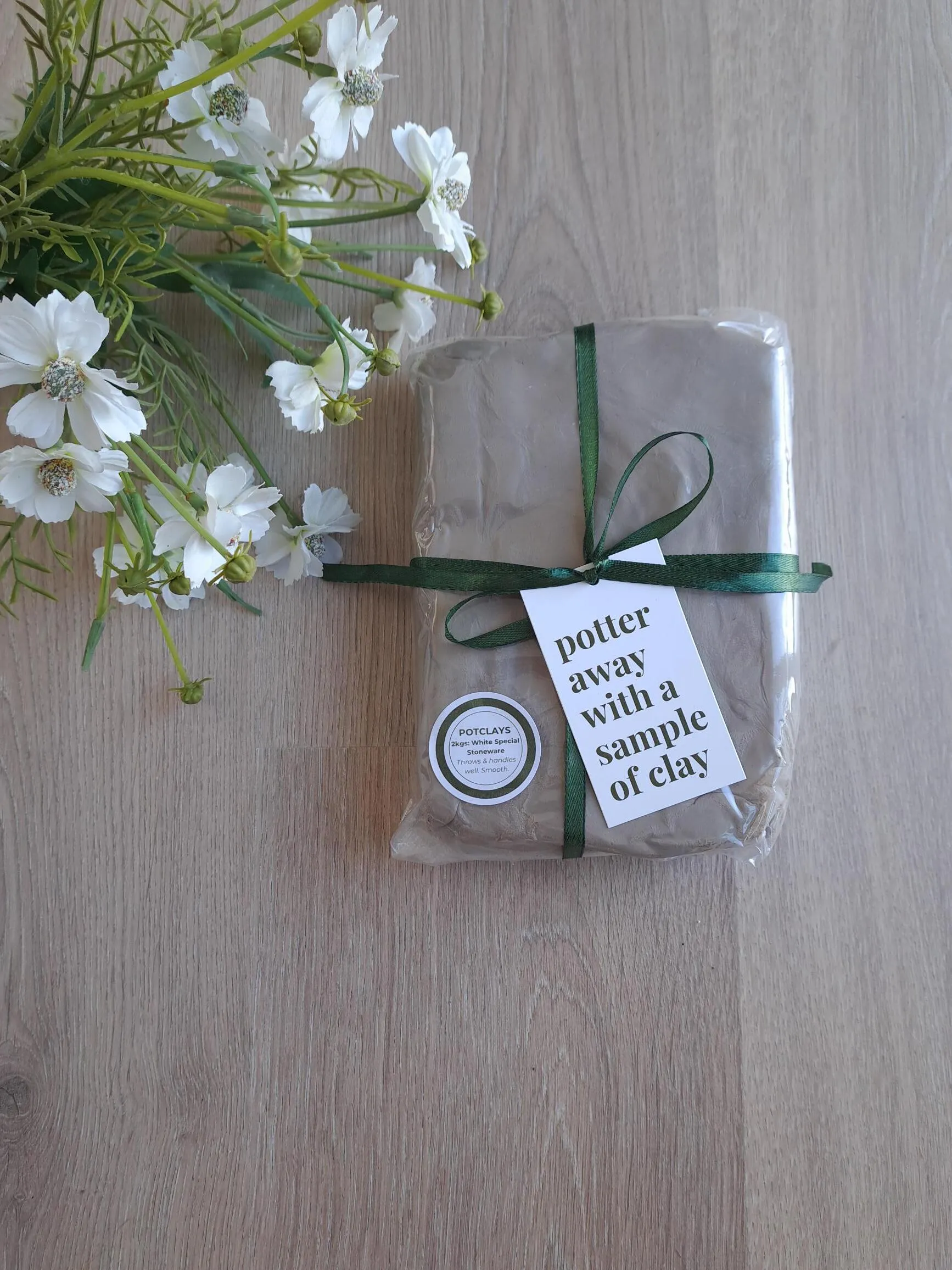 Buy: 2kg of Potclays White Special Stoneware Sample Pack