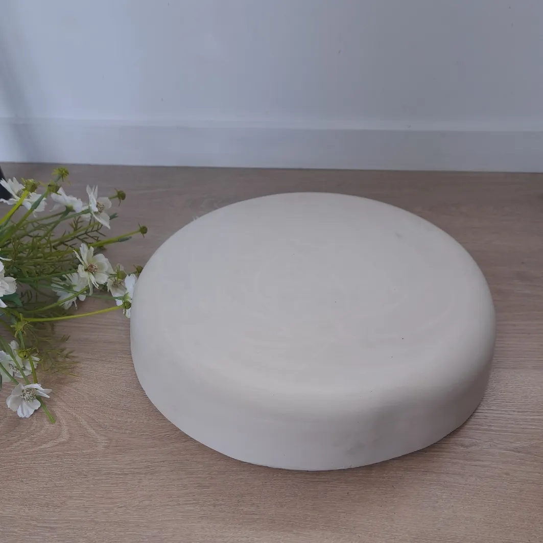 Rent: Handmade Plaster Bat