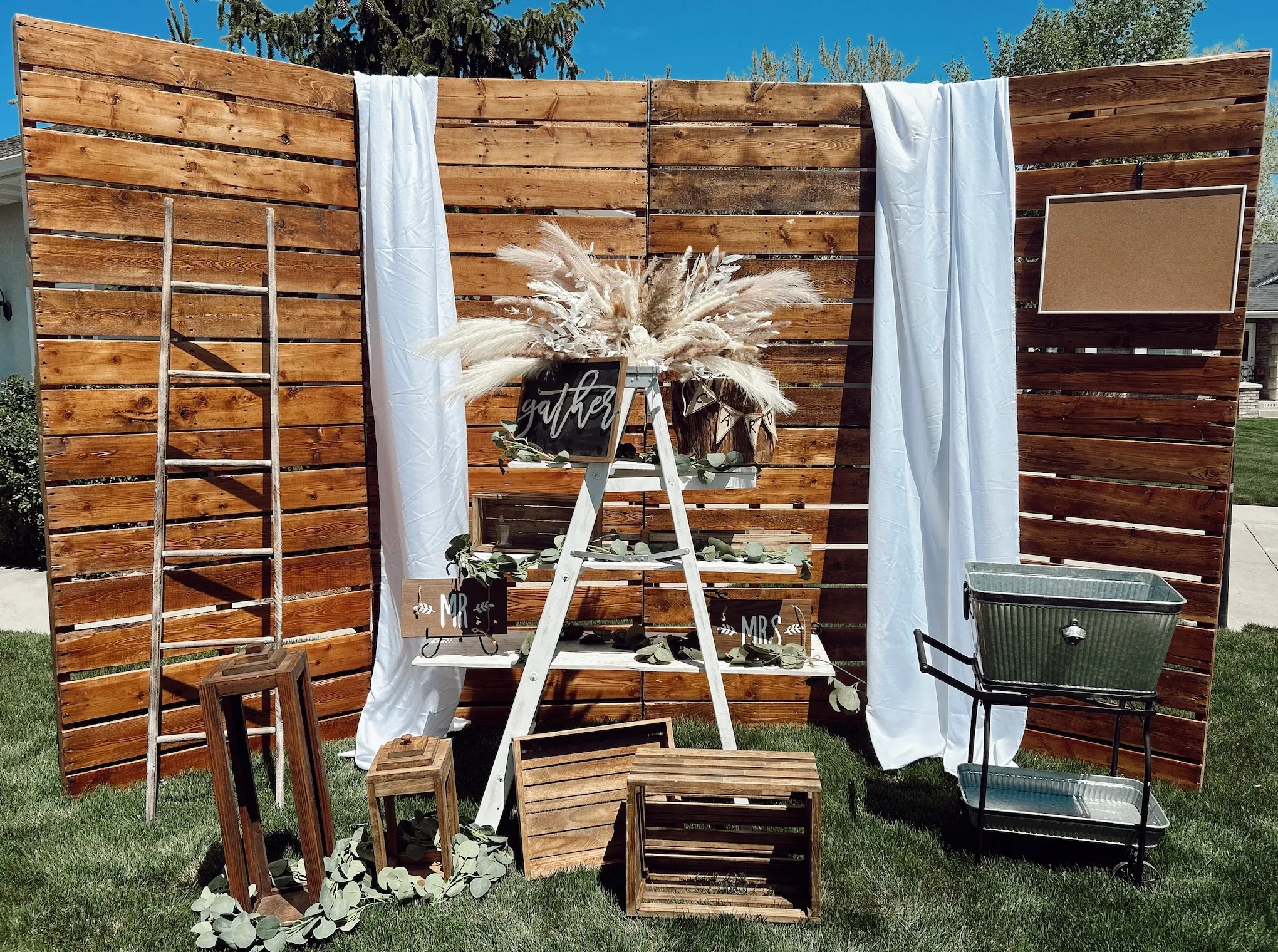 Rustic Decor Base Package