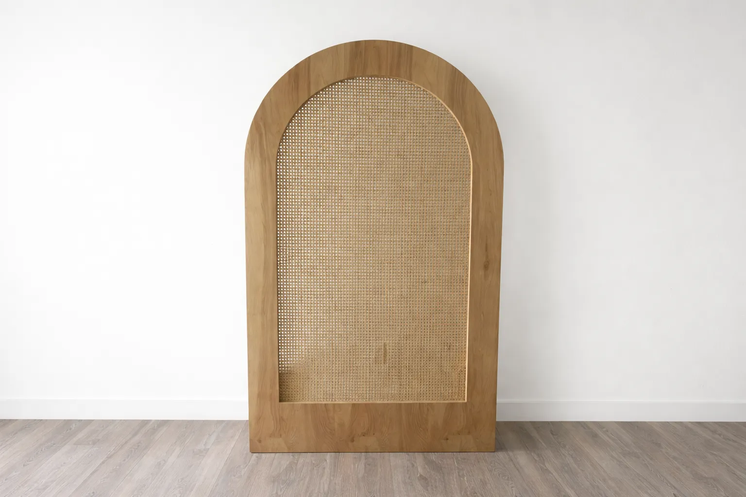 Rattan Arch Backdrop 