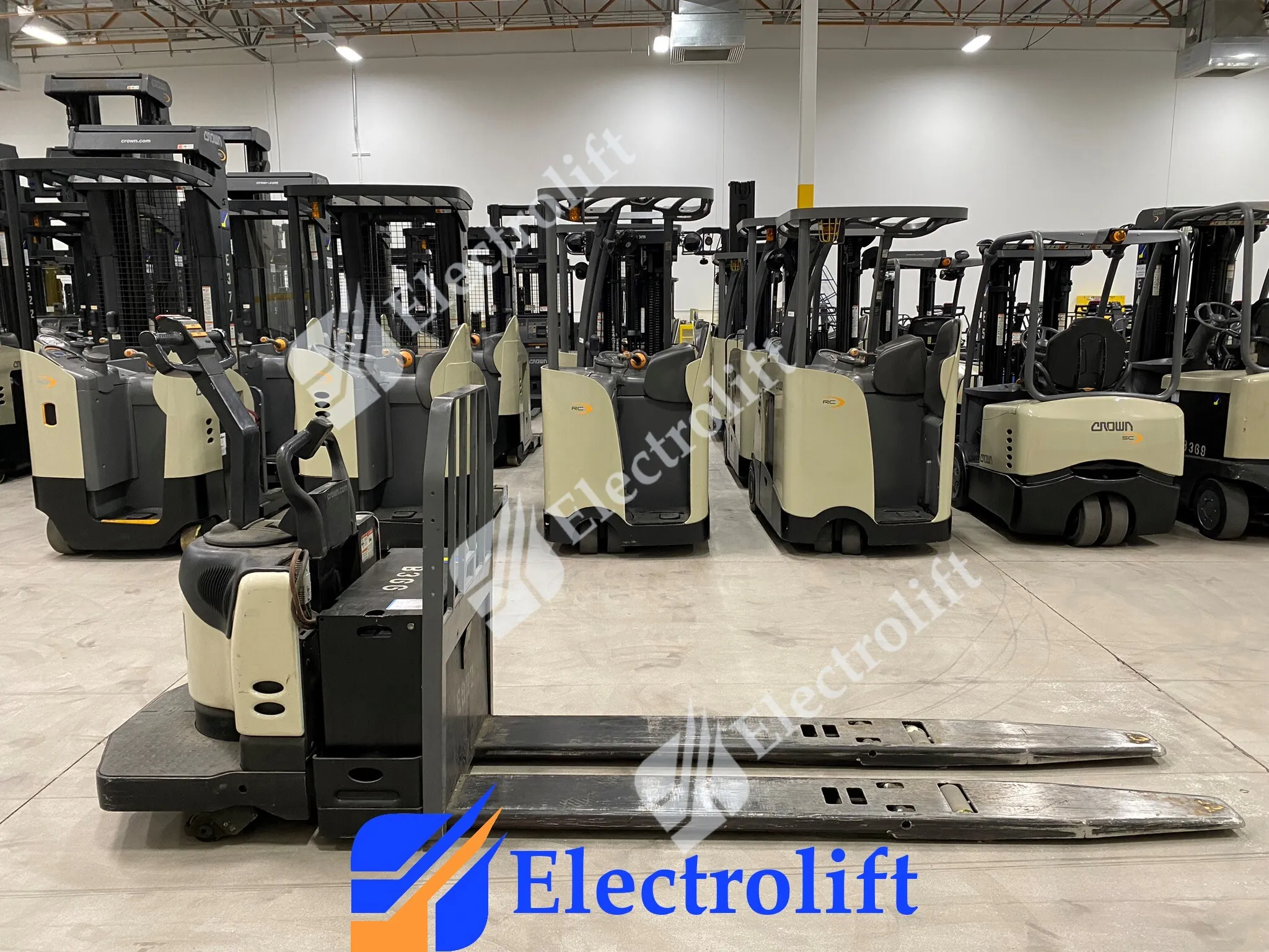 Crown Pallet Jack 96" Forks