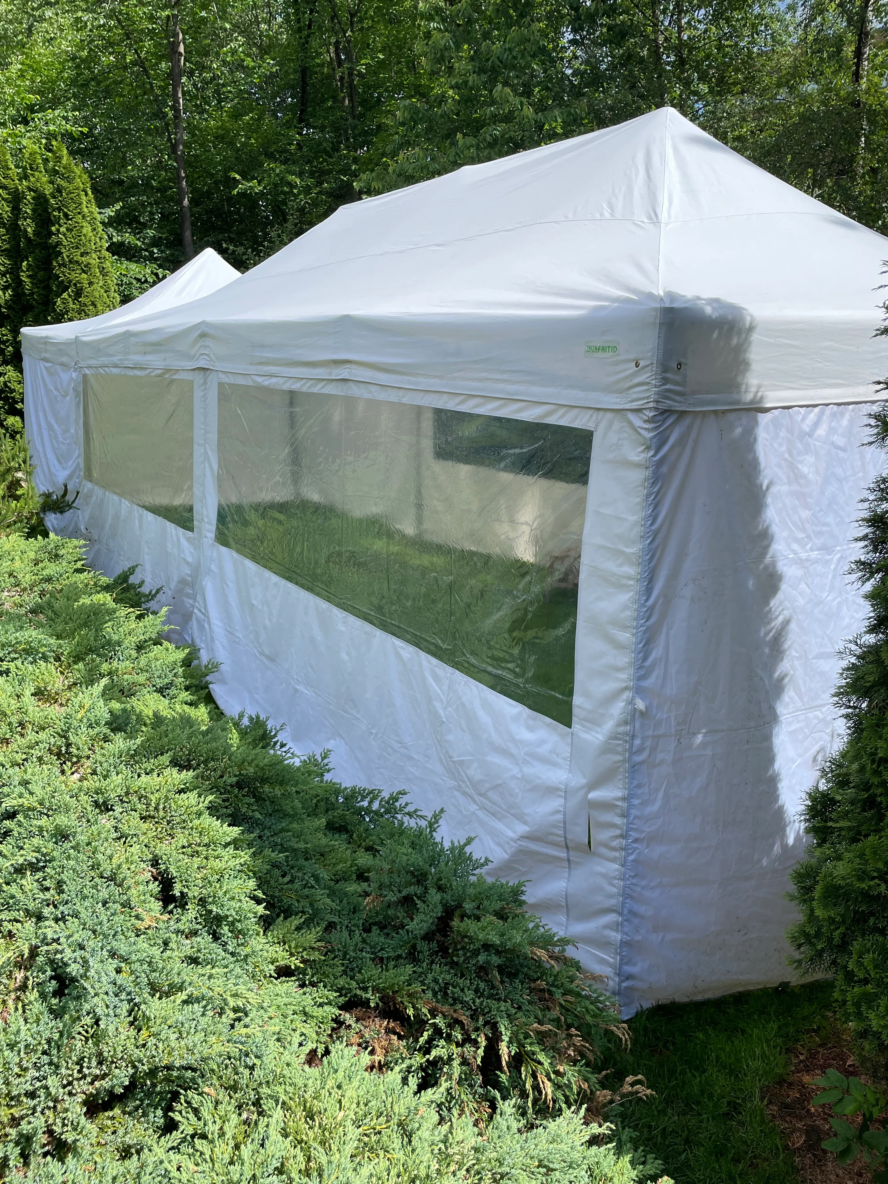 4X12M Quick-Up Telt Med Vegger 40-60 Pers (Inkludert opprigg og nedrigg)