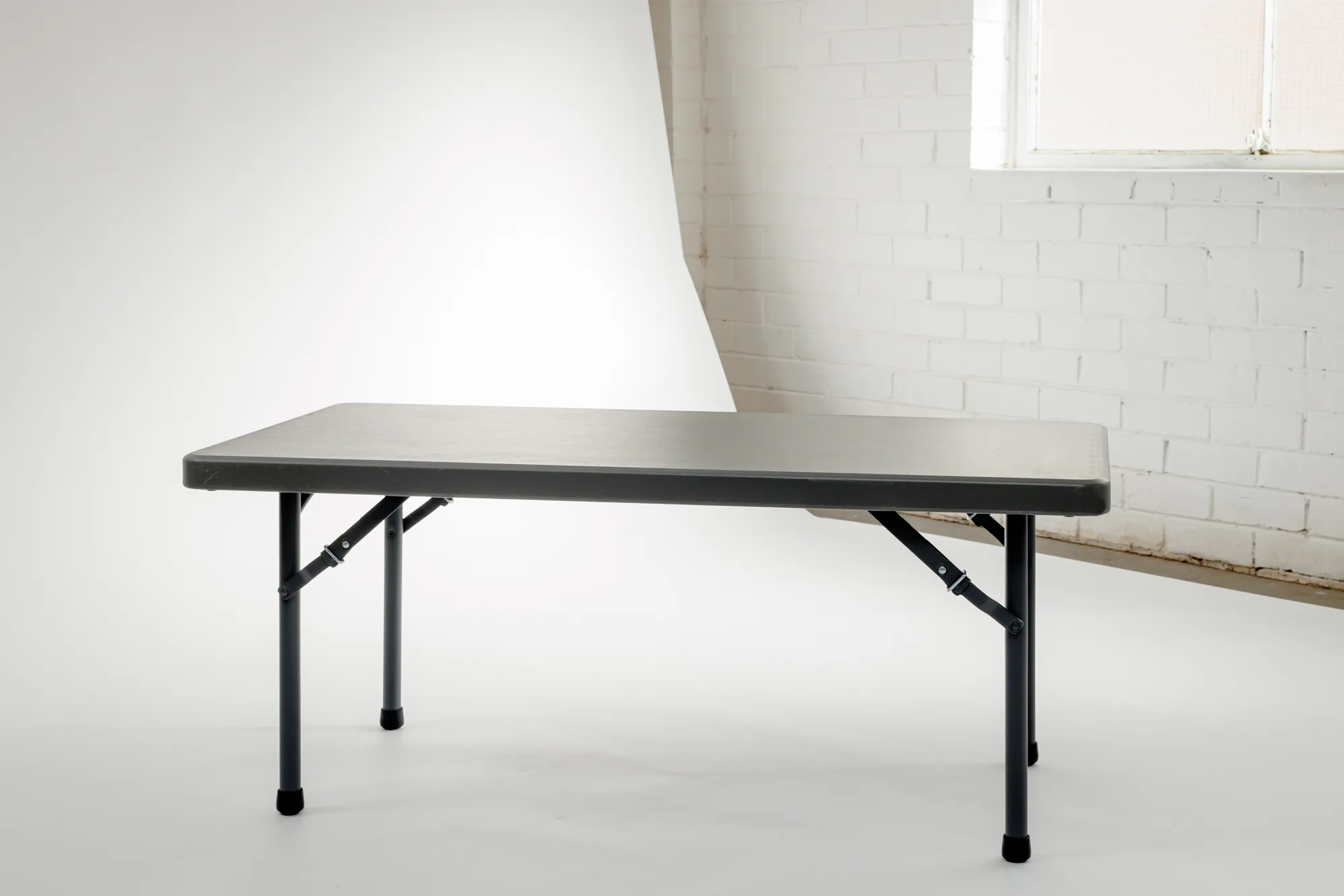 Trestle junior table
